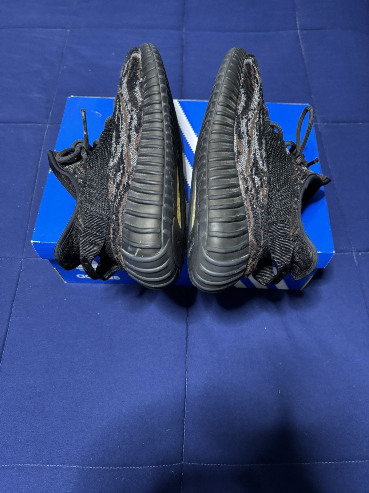 Adidas Adidas Yeezy Boost 350 V2 MX Rock 2021 Size 9.5 Size US 9.5 / EU 42-43 - 3 Thumbnail