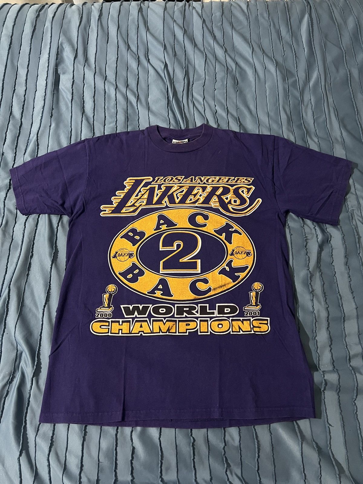 NBA Vintage 2001 Lakers T-Shirt Back to Back Size US M / EU 48-50 / 2 - 1 Thumbnail