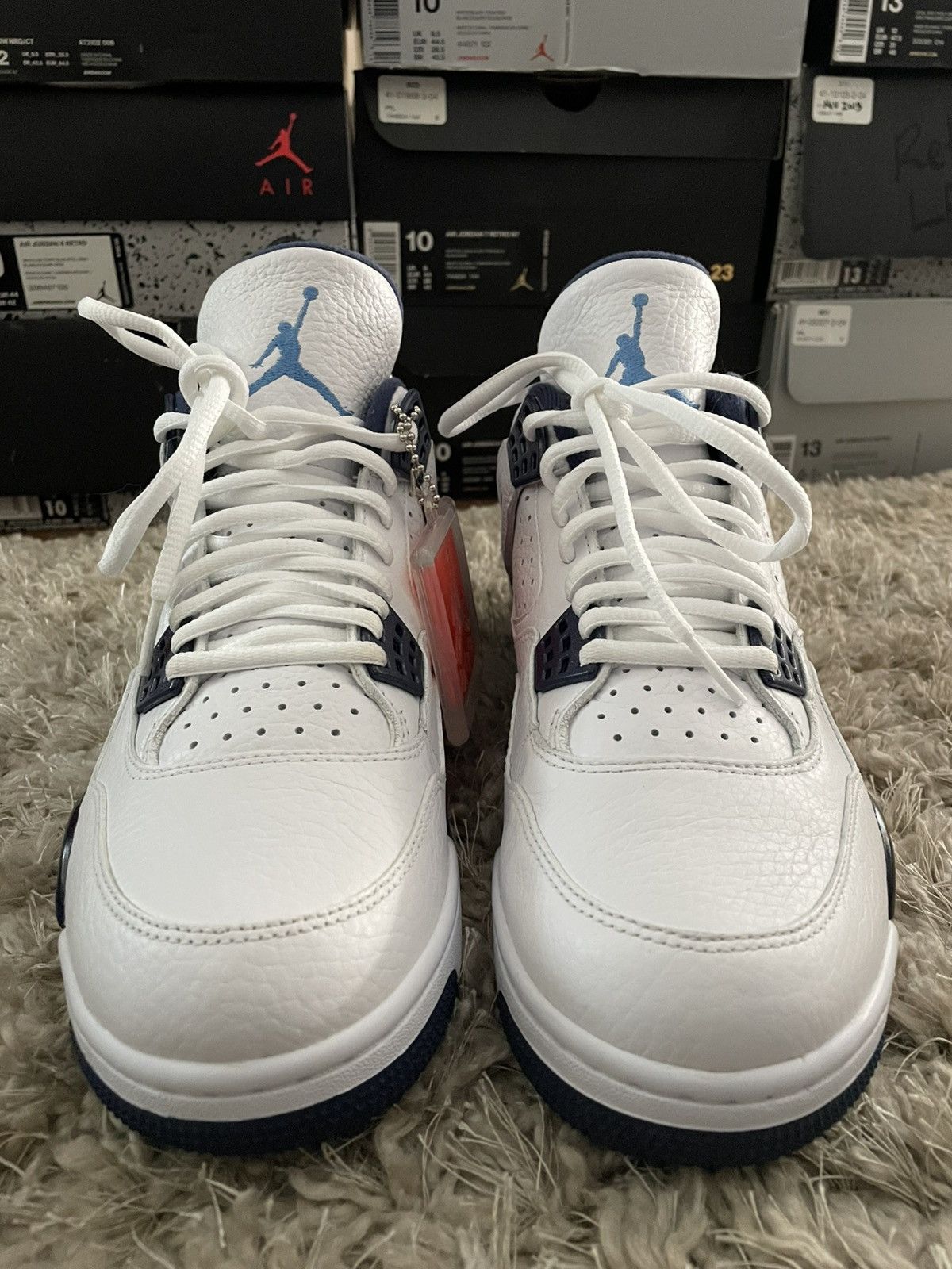 Jordan Brand Jordan 4 Columbia 2015 Release Size US 9 / EU 42 - 4 Thumbnail