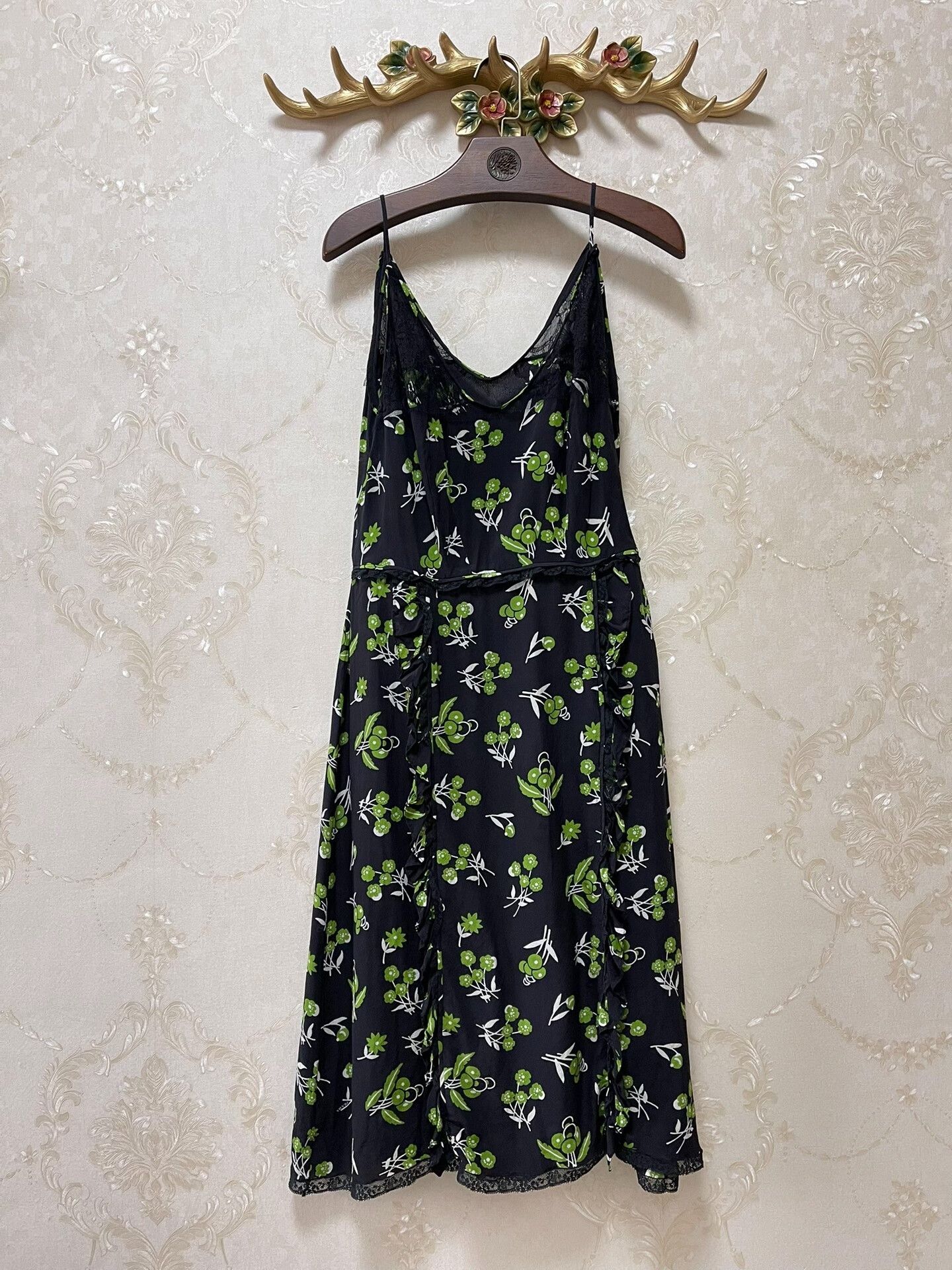 Prada Prada Silk Slip Dress with Floral Print Size M / US 6-8 / IT 42-44 - 1 Thumbnail