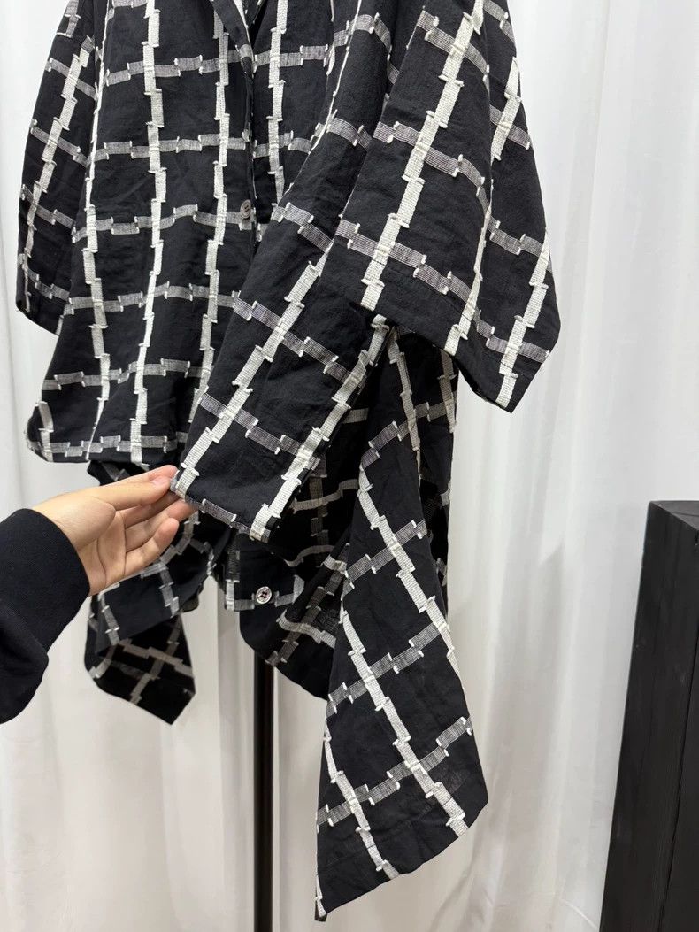 Issey Miyake Issey Miyake Black Pen Period deconstructs the three-quart Size S / US 4 / IT 40 - 6 Thumbnail