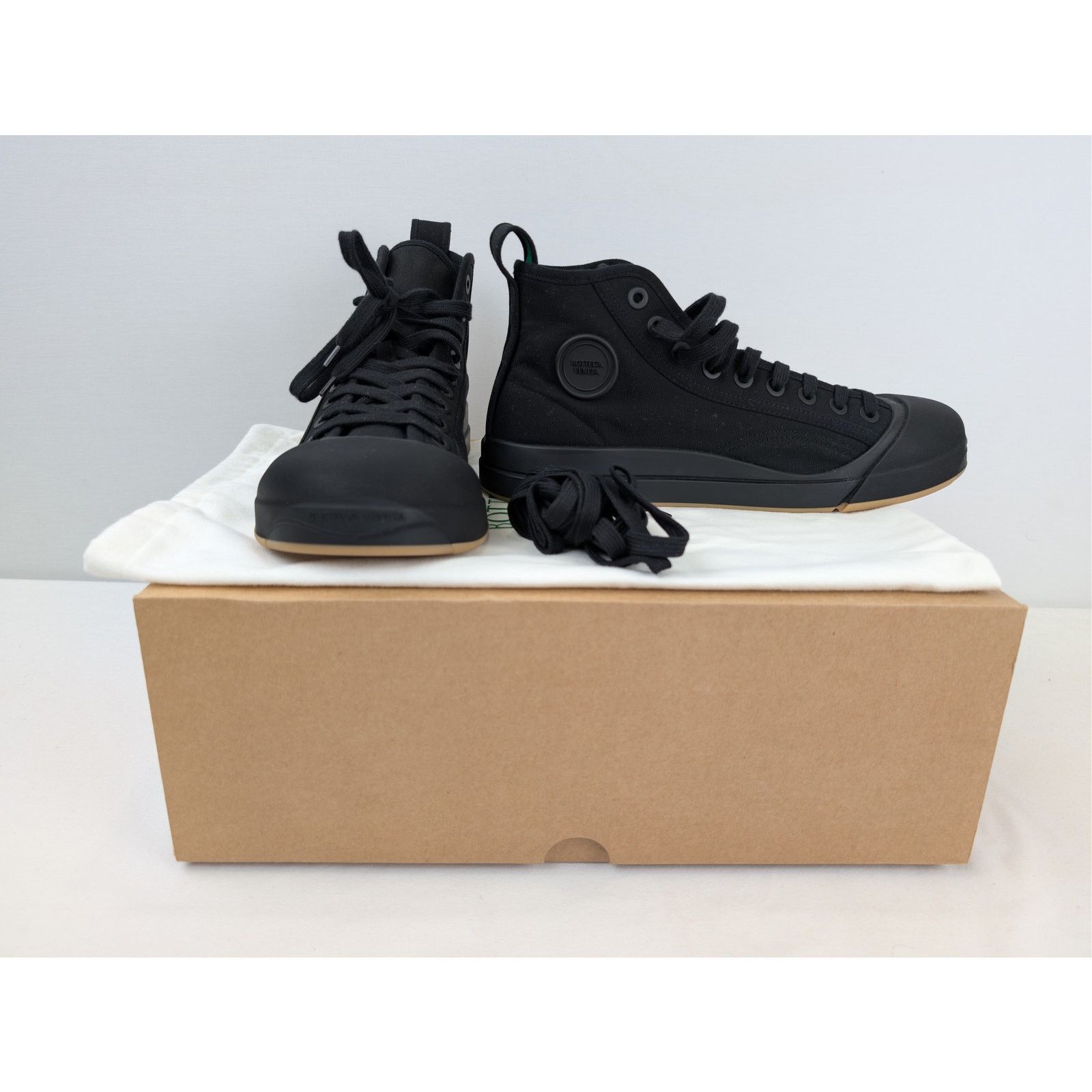 Bottega Veneta o1rshd1 Canvas Vulcan Sneaker in Black Size US 9 / EU 42 - 1 Thumbnail