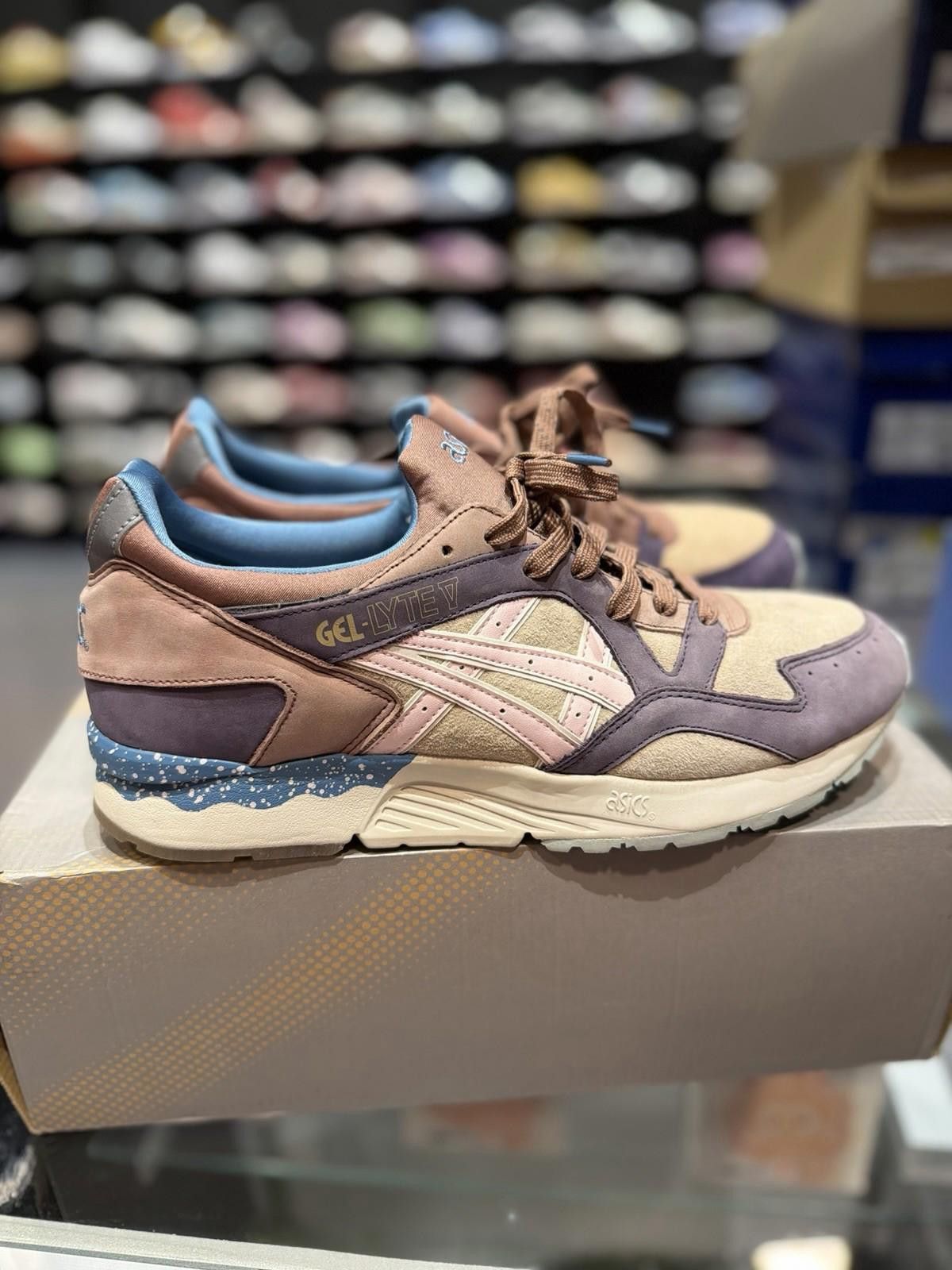 Asics Offspring x ASICS Gel-Lyte V Desert US Men’s 12 H40UK 0517 Size US 12 / EU 45 - 2 Thumbnail
