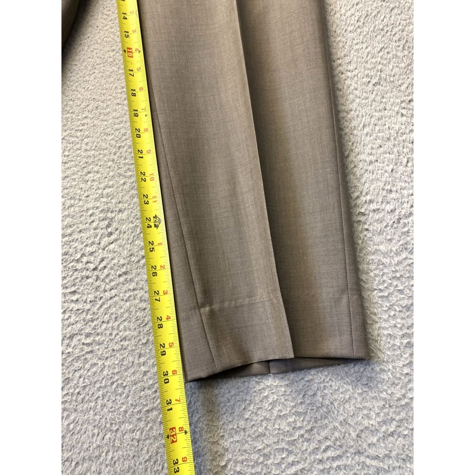 Hugo Boss HUGO BOSS Dress Pants Men’s Size 36 Light Brown Flat Front Wool 30 Inseam Dry Clean Only Regular Pants Mens Size US 36 / EU 52 - 4 Thumbnail