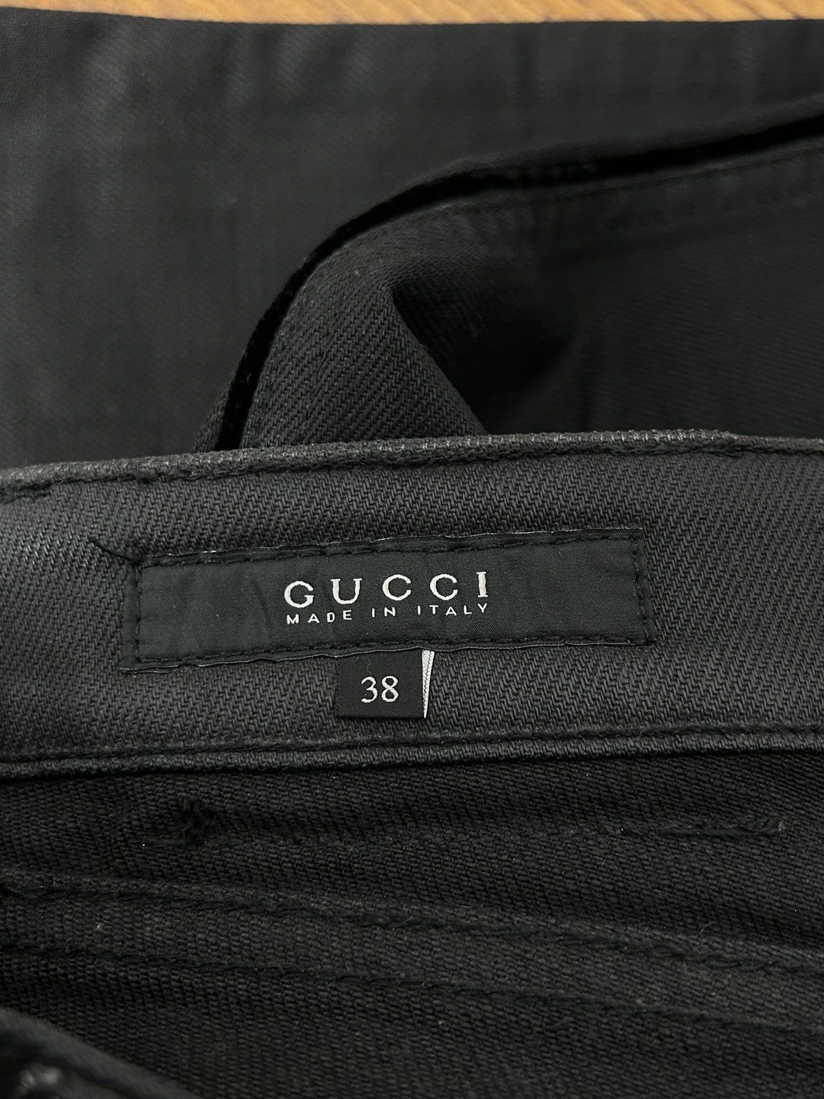 Gucci 00s Vintage Gucci Waxed Cotton Denim Jeans Size 38 Size 26" / US 2 / IT 38 - 13 Thumbnail
