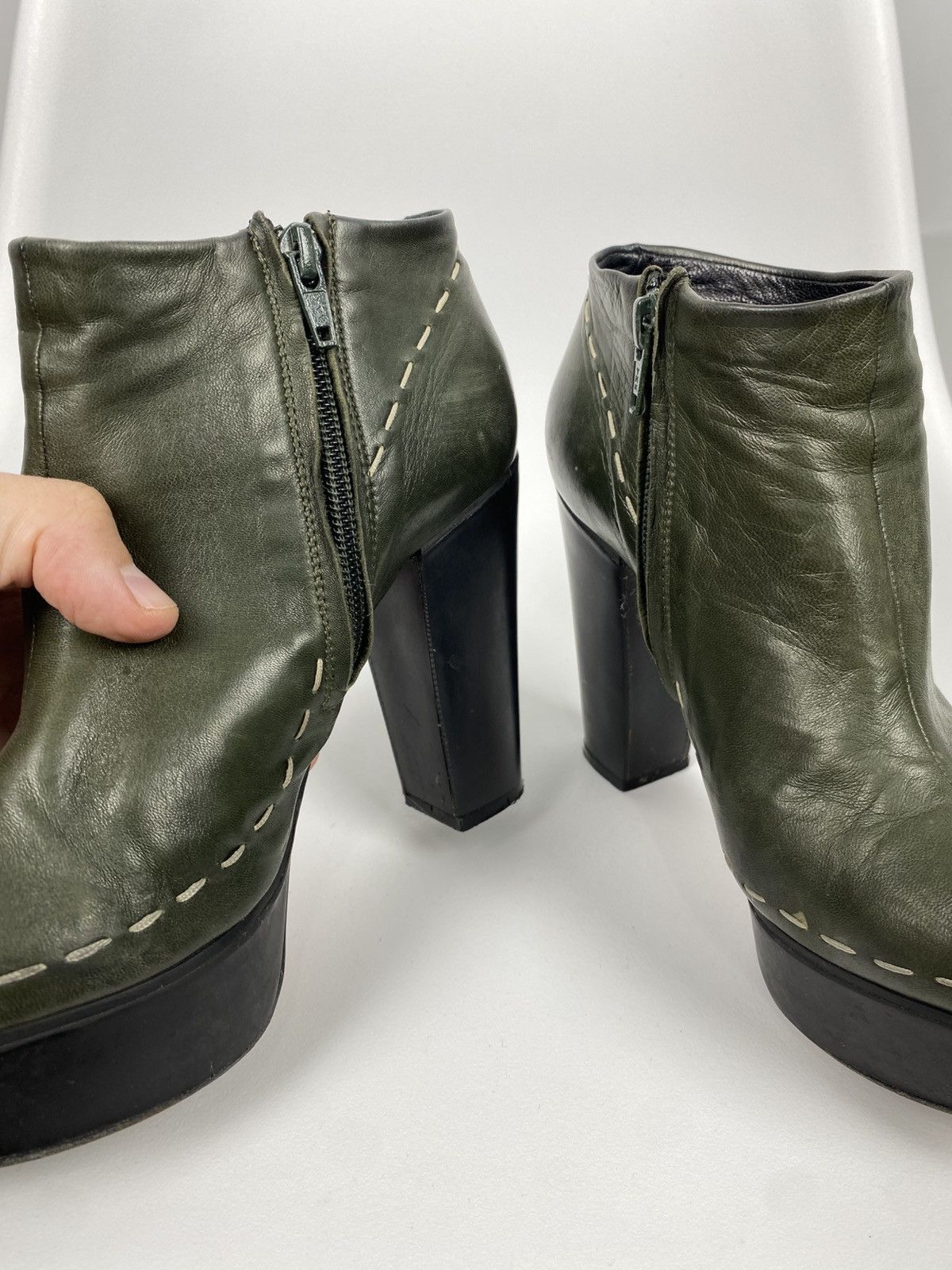 Chloe Chloe Genuine Leather Ankle Boots size 36.5 Size US 6.5 / IT 36.5 - 6 Thumbnail