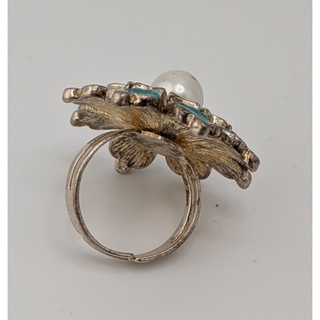 Other Vintage Cottagecore Flower Ring With Faux Pearl & Turquoise Size ONE SIZE - 8 Thumbnail
