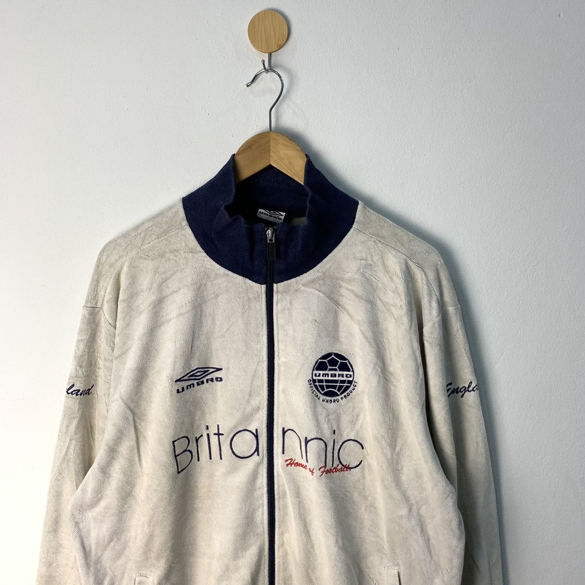 Umbro Vintage Umbro Jacket / Umbro 90s Sweater/ Britannic England Size US L / EU 52-54 / 3 - 4 Thumbnail