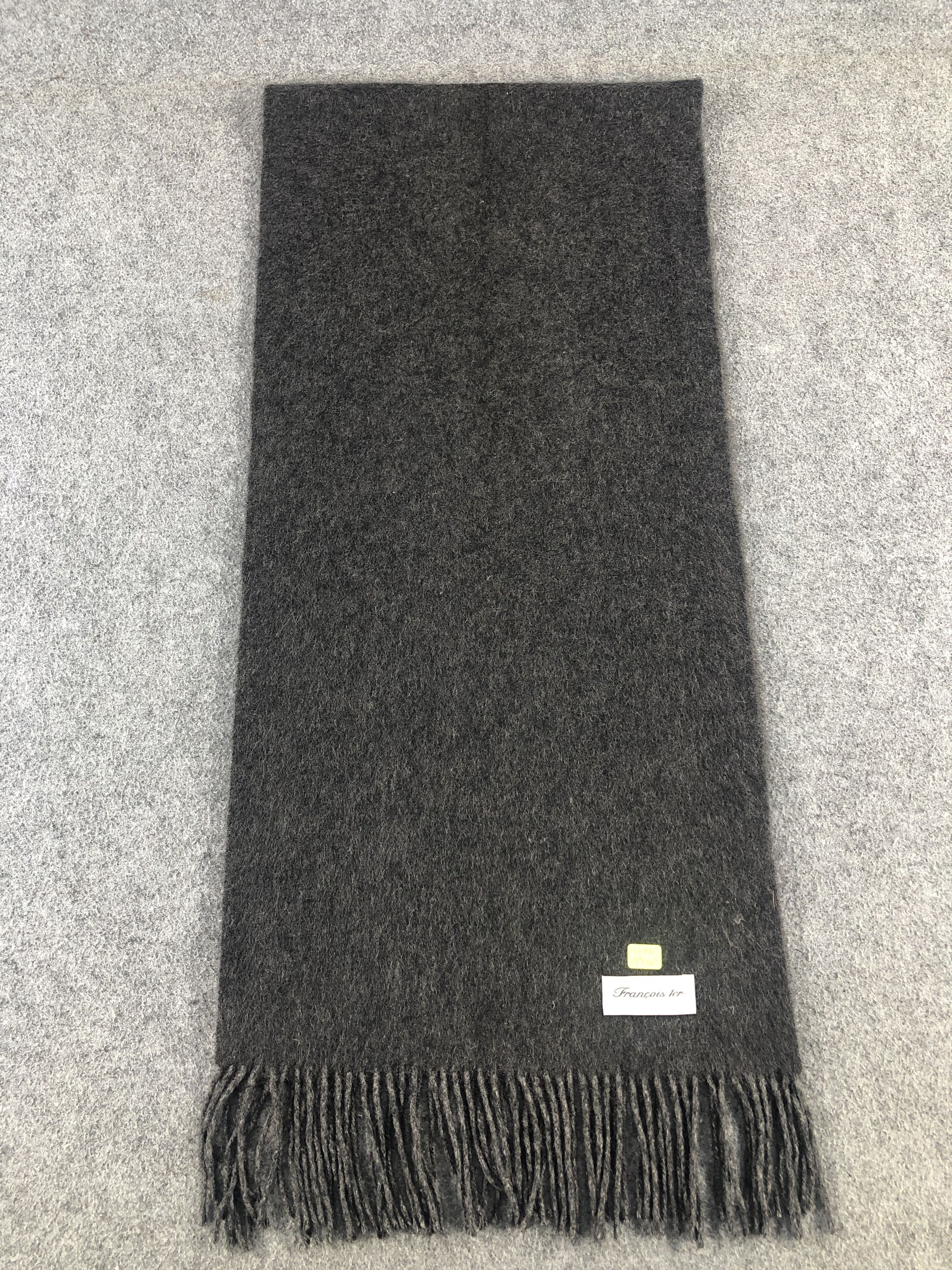 Pierre Balmain Pierre Balmain Scarf / Muffler / Neckwear Size ONE SIZE - 3 Thumbnail