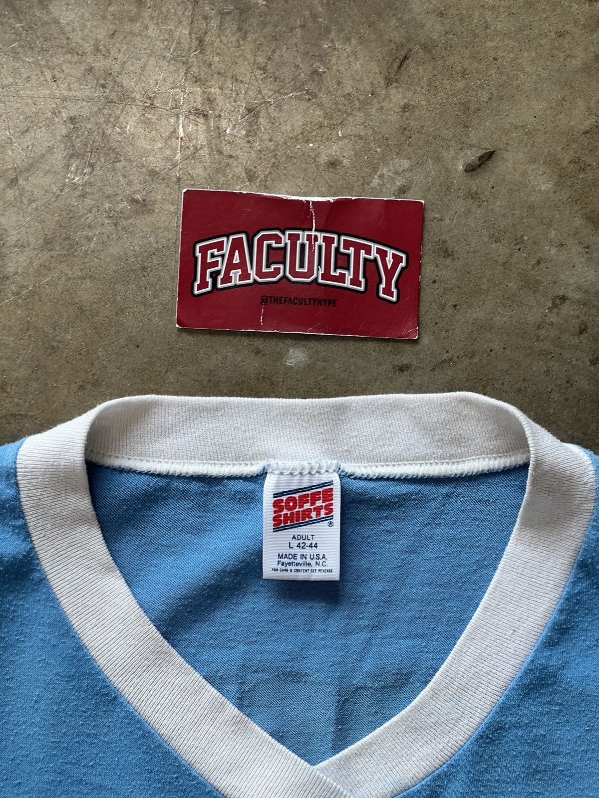 Vintage Vintage 90s Vneck Future Educators of America Tee Large Size US L / EU 52-54 / 3 - 3 Thumbnail
