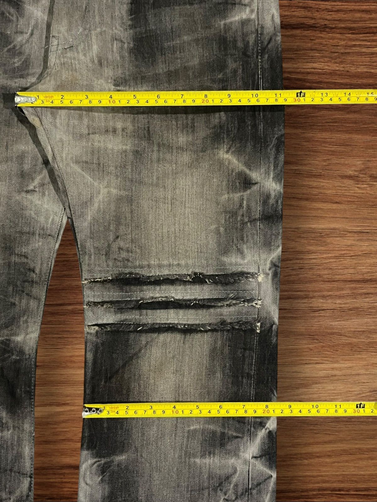 If Six Was Nine Semantic Design Gothic Studded Acid Wash Distress Flare Jean Size US 31 - 14 Thumbnail