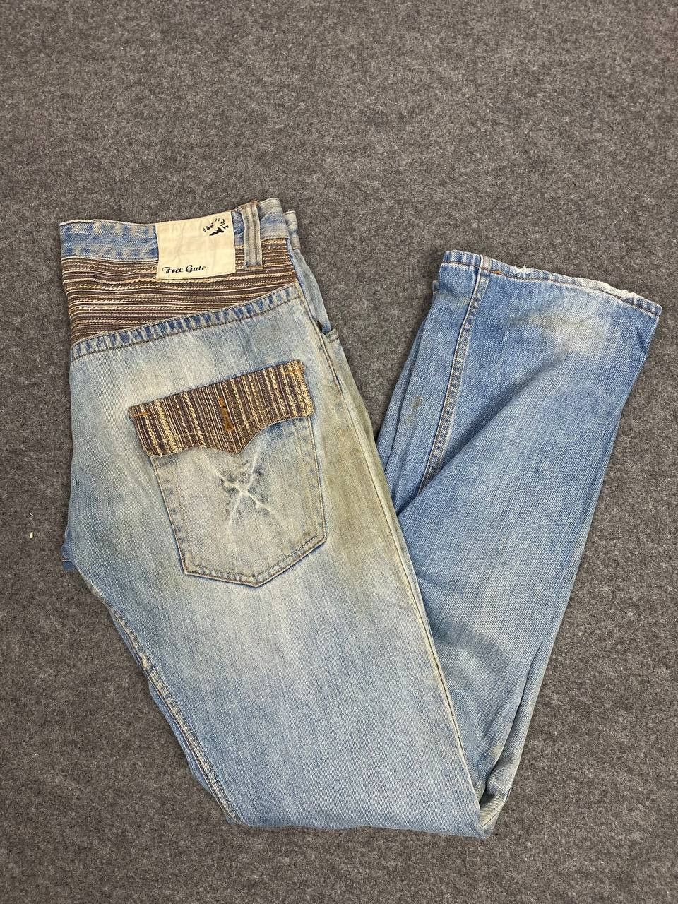 Japanese Brand japanese brand navajo style distressed denim Size US 36 / EU 52 - 2 Thumbnail