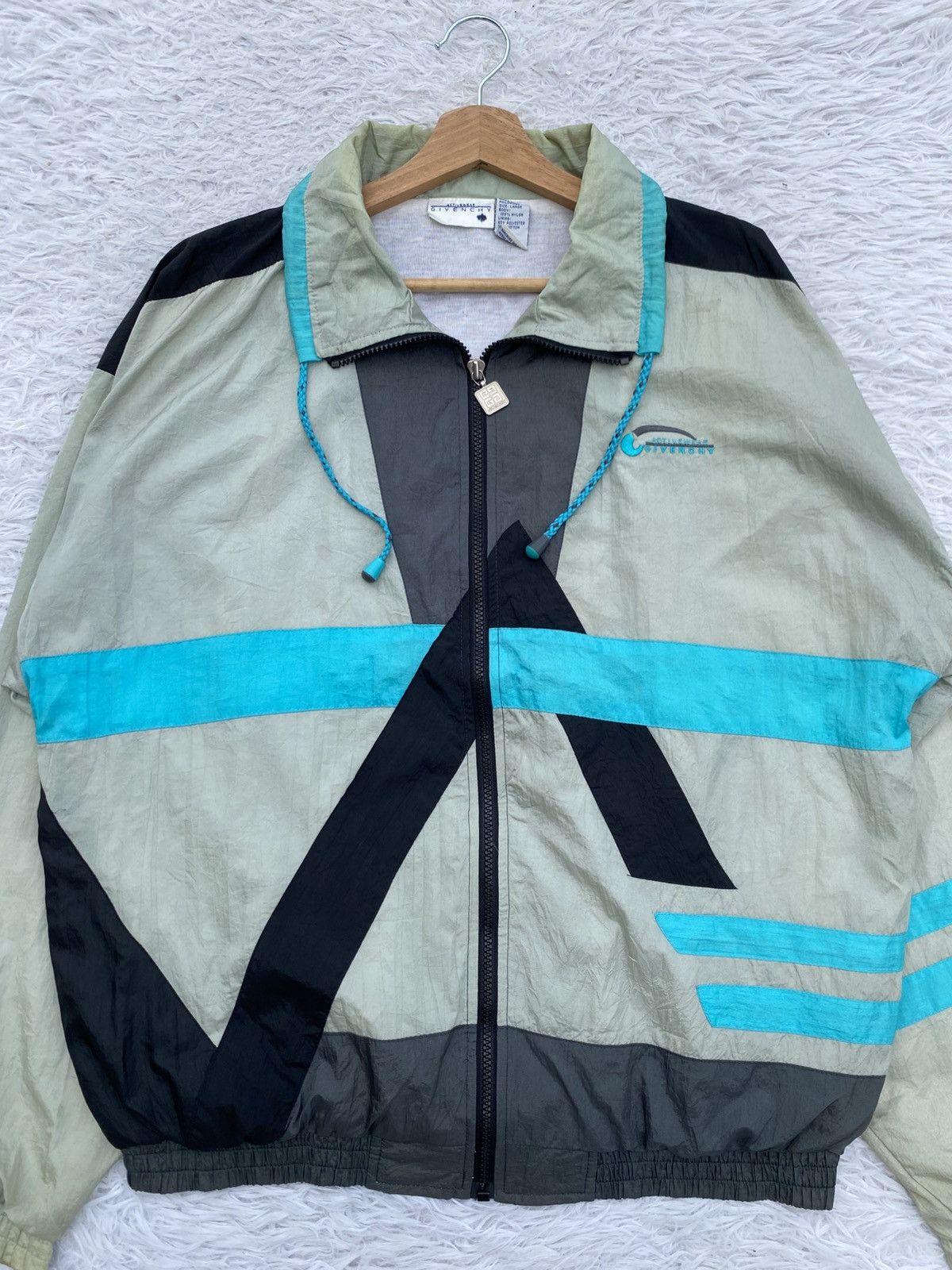 Vintage Rare Vintage 90s Givenchy Zipper Windbreaker Size US L / EU 52-54 / 3 - 4 Thumbnail