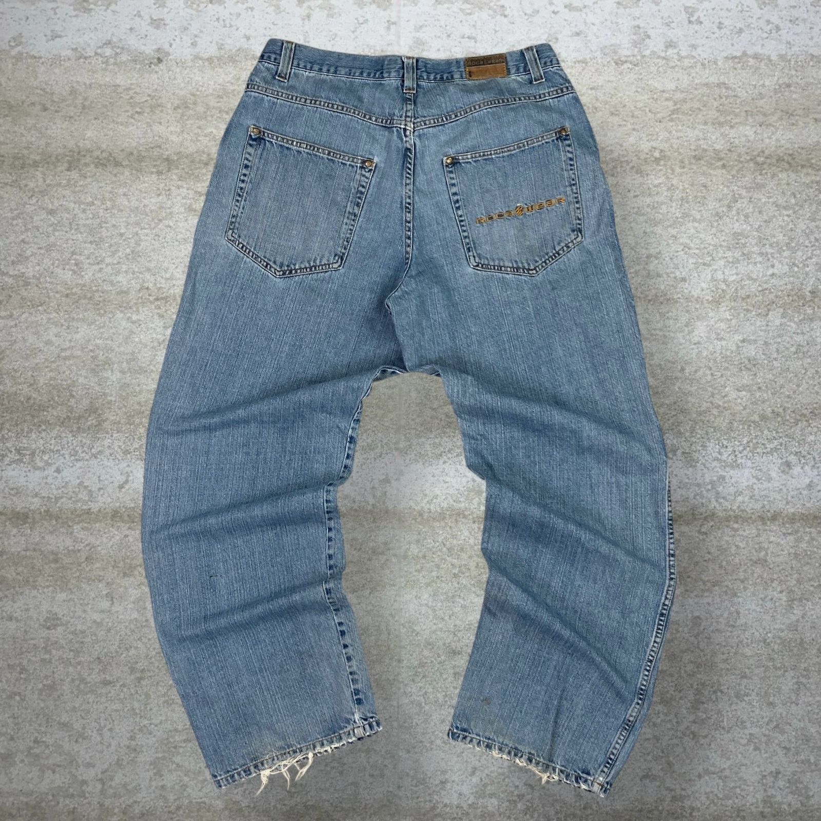 Vintage Y2K Rocawear Skater Jeans 38x34 Baggy Light Wash