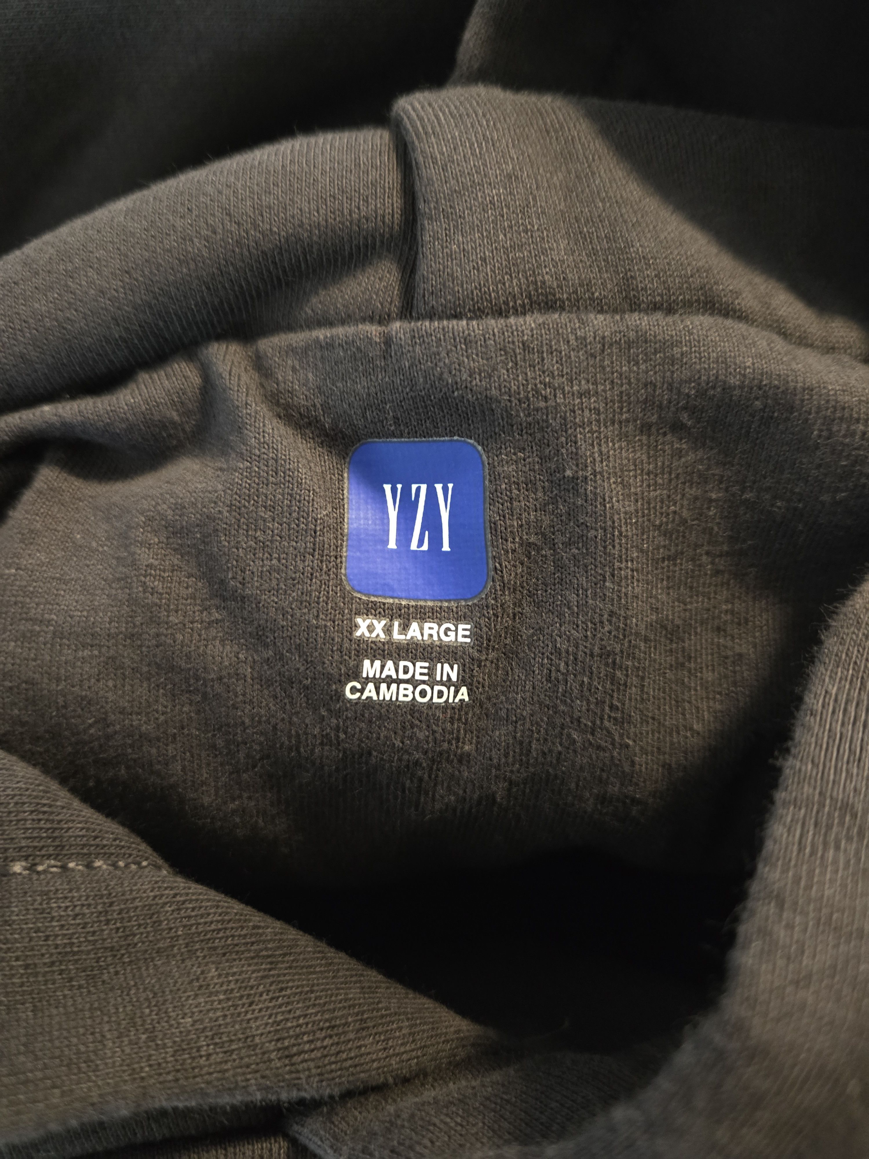 Balenciaga × Gap × Kanye West Yeezy gap balenciaga dove shrunken hoodie black size xxl Size US XXL / EU 58 / 5 - 3 Thumbnail