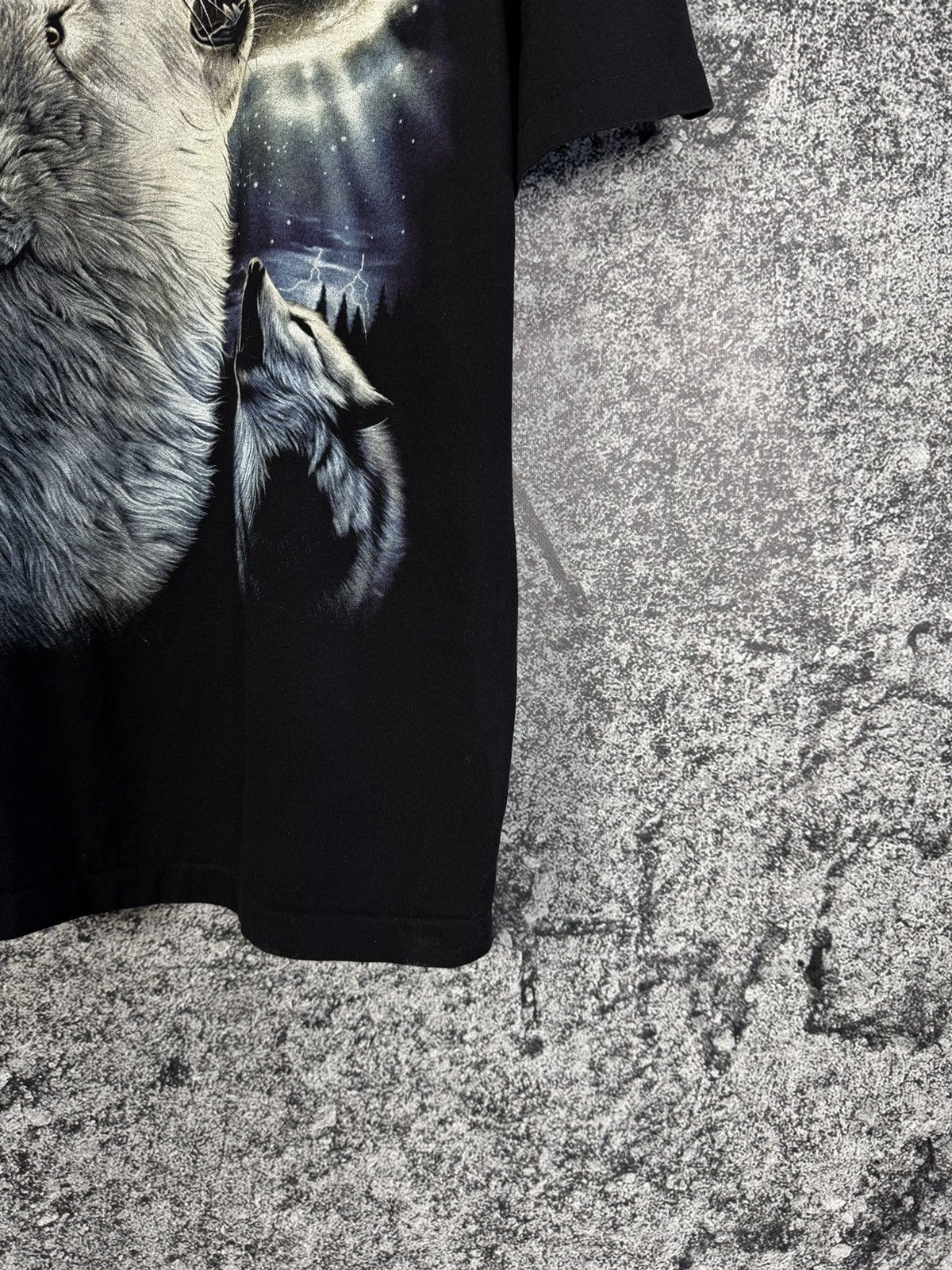 Band Tees Vintage Rock Eagle Wolf Moon Lightning Overprint Tee XL Size US XL / EU 56 / 4 - 13 Thumbnail