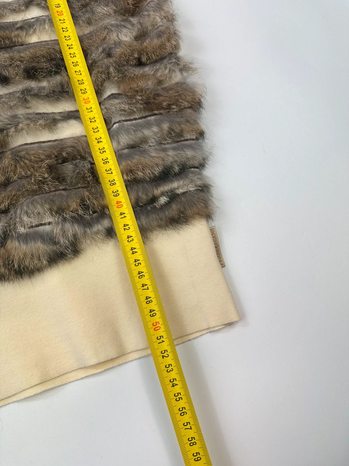 Gianfranco Ferre GianFranco Ferre Early 00’s Sleeveless Top Beige Fur & Mesh Size S / US 4 / IT 40 - 11 Thumbnail
