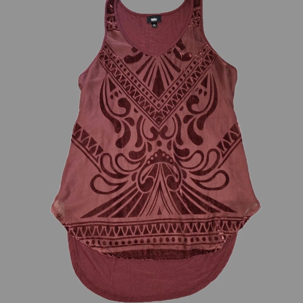Mossimo Mossimo Wine Velvet V-Neck Sleeveless Tank Top Women's M Flattering Fit Shirt Regular Size M Wine Floral Pattern Velvet Tank Top Size M / US 6-8 / IT 42-44 - 1 Thumbnail
