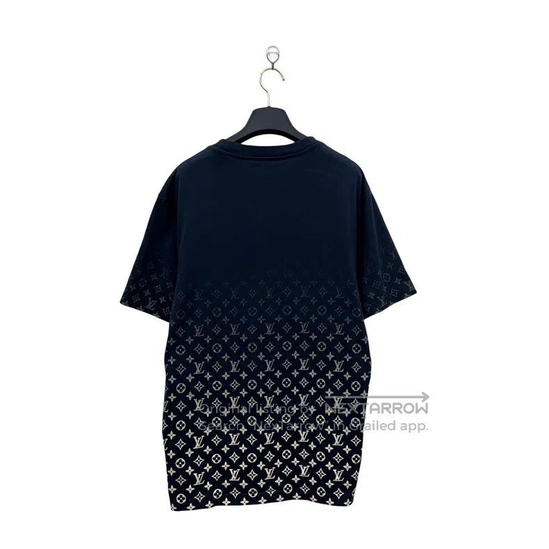 Louis Vuitton Louis Vuitton Dark Blue Logo Gradient Crew Neck Short Slee Size US XL / EU 56 / 4 - 3 Thumbnail