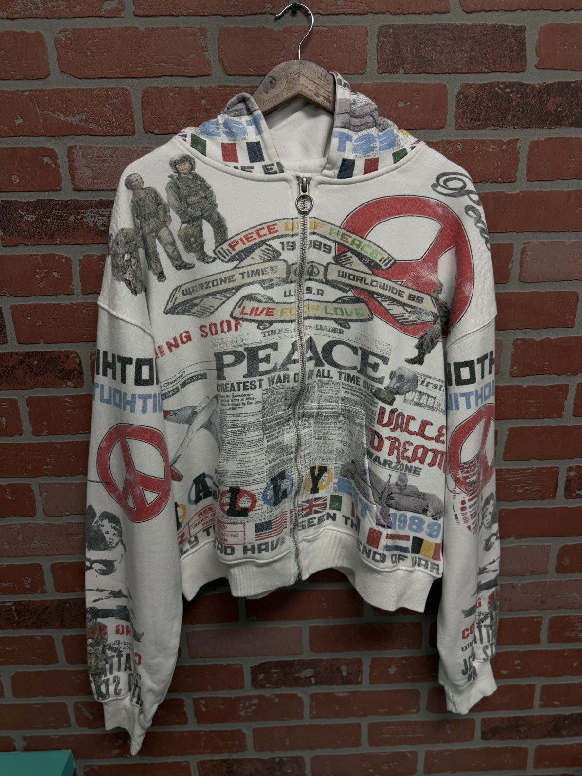 Valley Peace Zip Up Hoodie Size XL (NEW)