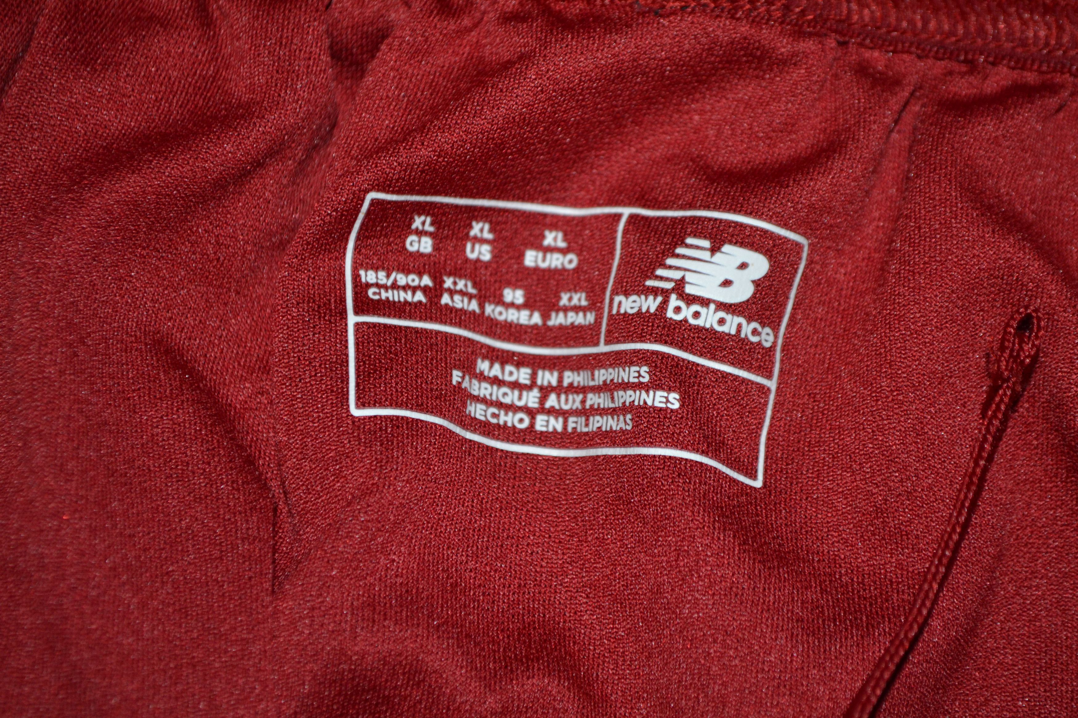 New Balance Liverpool Home 2017 2018 Football Short Soccer Size US 36 / EU 52 - 3 Thumbnail