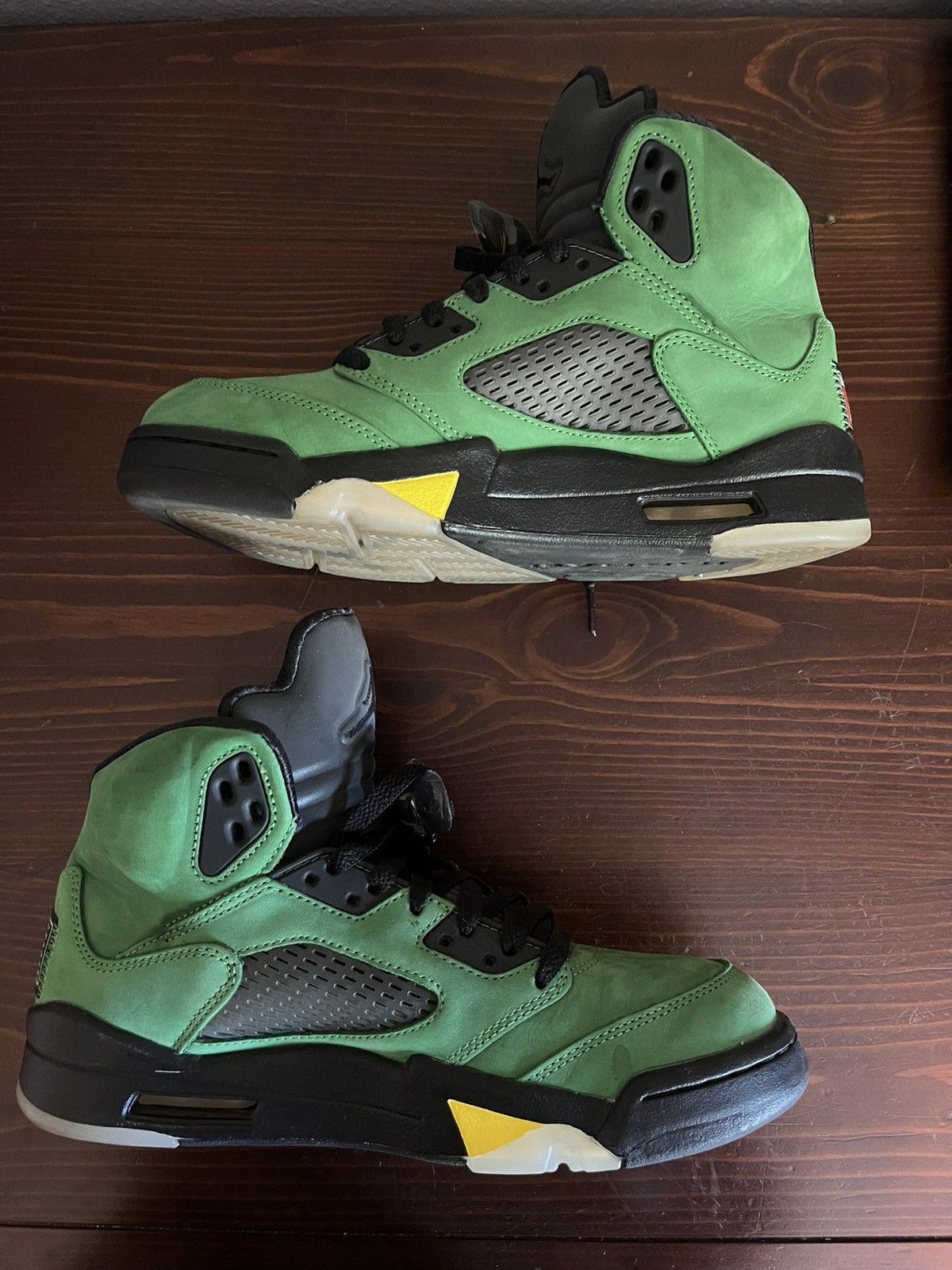 Jordan Brand Air Jordan 5 Retro SE - “Oregon” Size US 7.5 / EU 40-41 - 1 Thumbnail