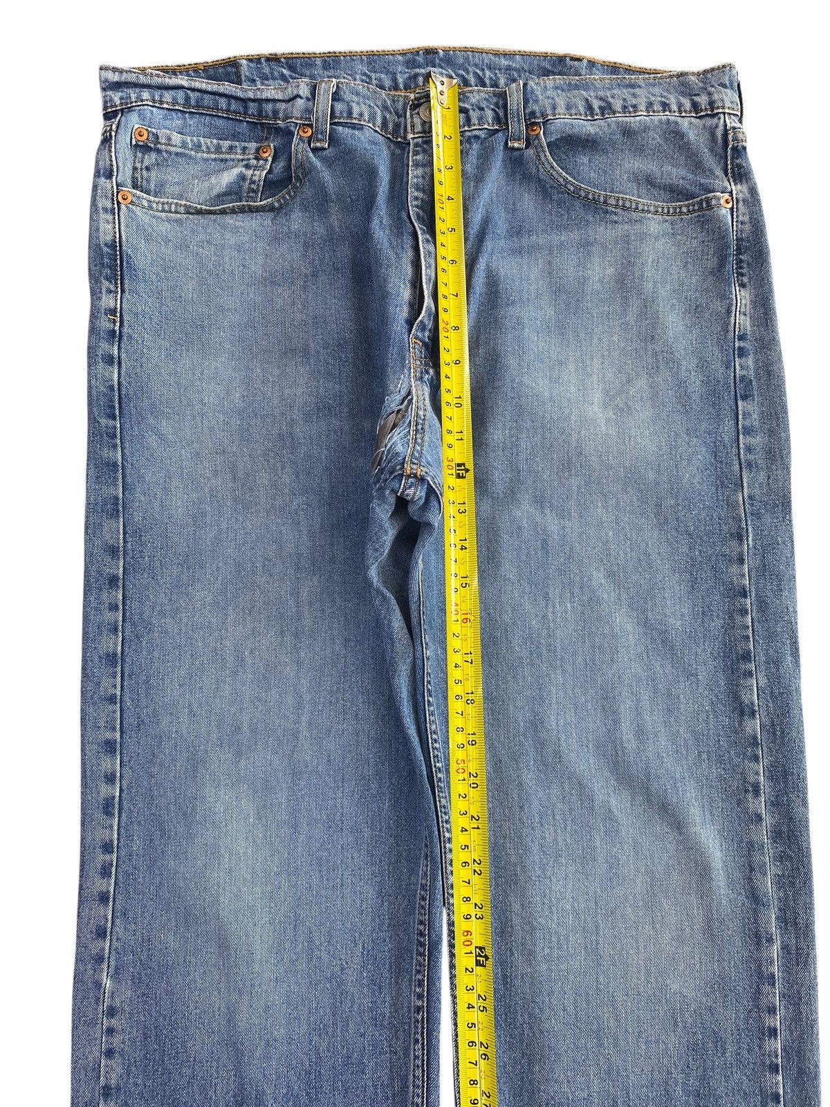 Levi's Levi’s 505 Blue Faded Wash Style Relaxed Fit Jeans Size US 37 - 6 Thumbnail