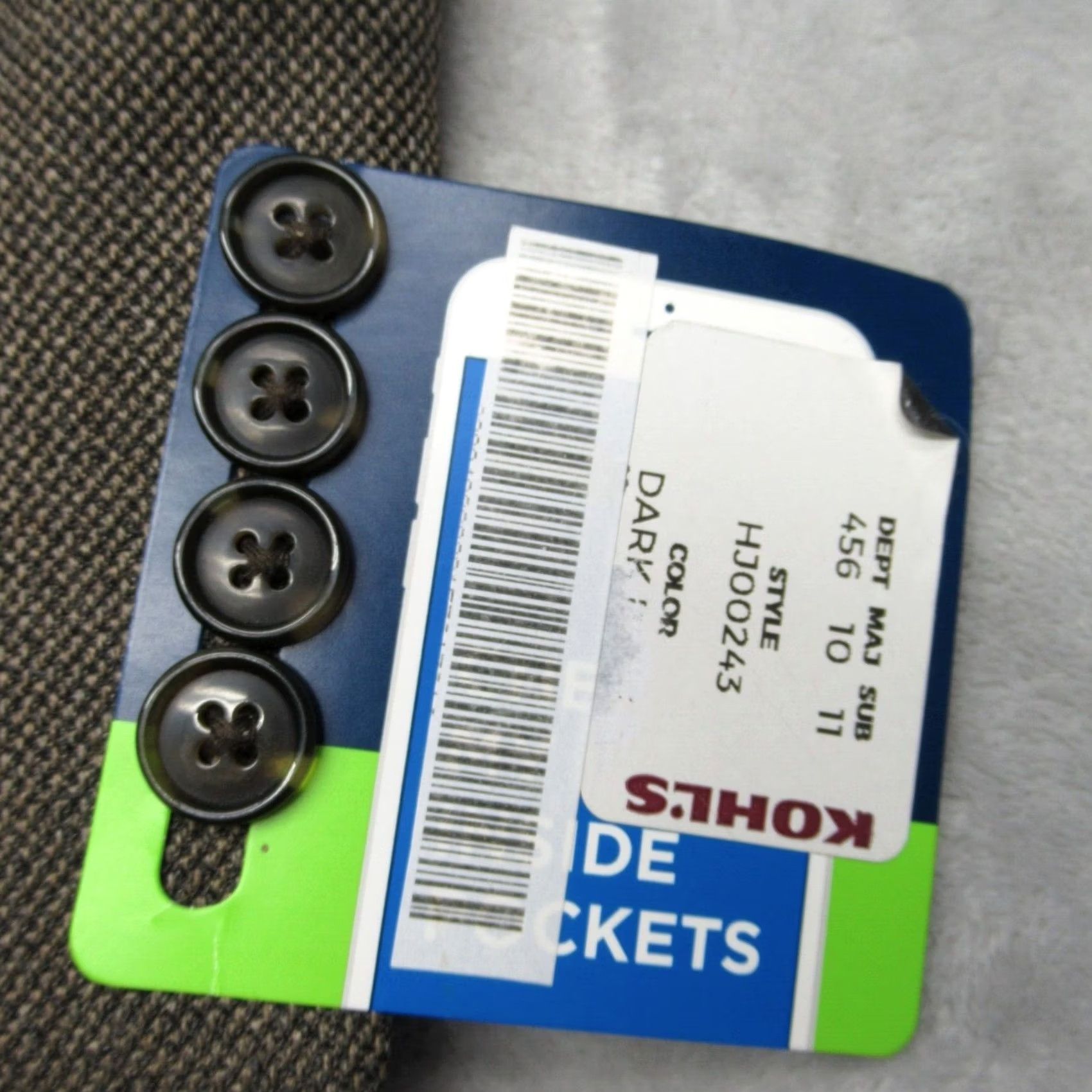 Van Heusen Van Heusen Blazer Mens 42R Dark Brown Sport Coat Pockets 2 Button 2 Vents NEW Size 42R - 5 Thumbnail