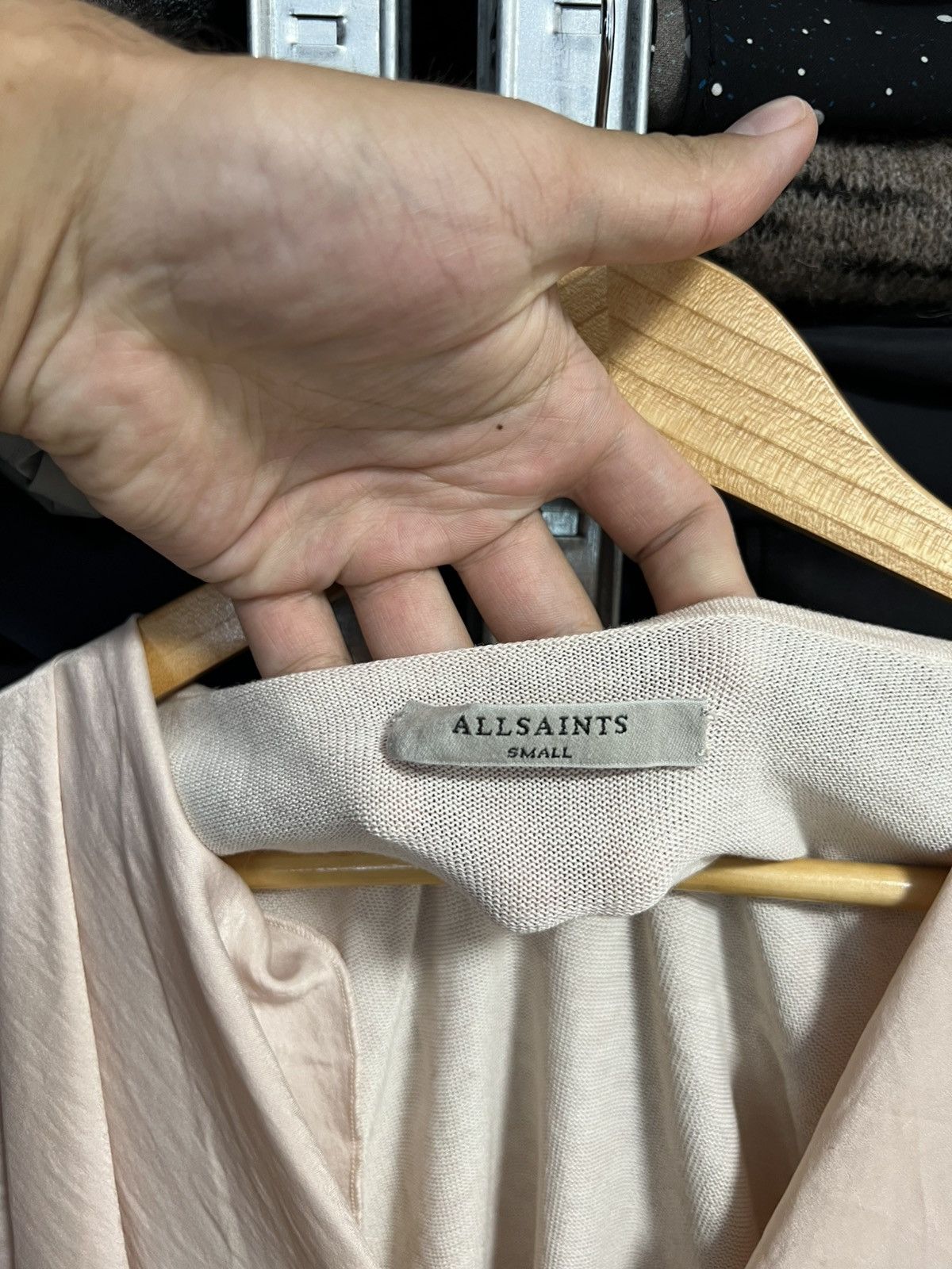 Allsaints Allsaints Erma Cowl Neck 2-Way Blouse Sweater Petal Pink S Size S / US 4 / IT 40 - 6 Thumbnail