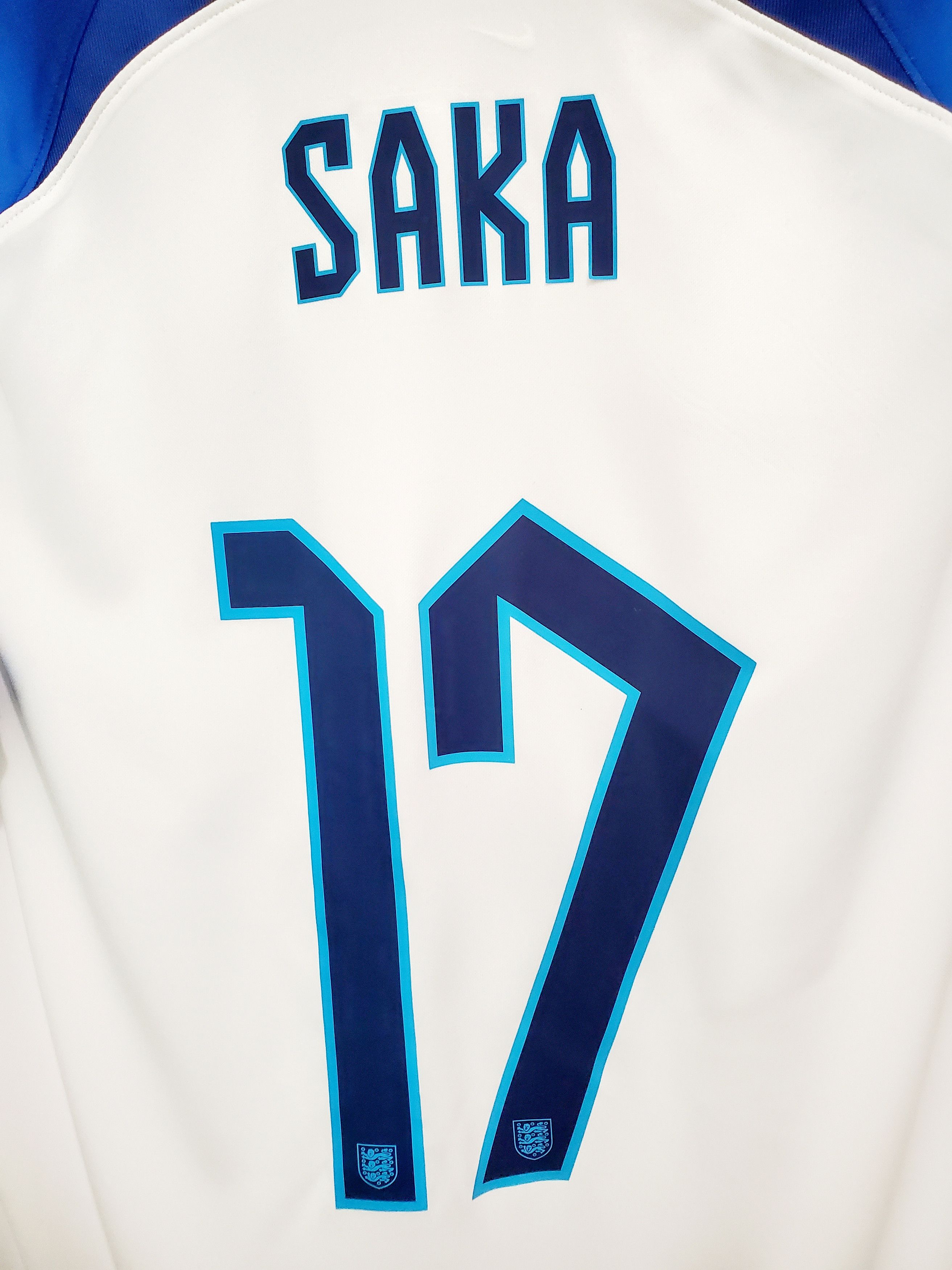 Nike ENGLAND 2022 HOME soccer jersey # 17 Saka ideal condition L Size US L / EU 52-54 / 3 - 3 Thumbnail