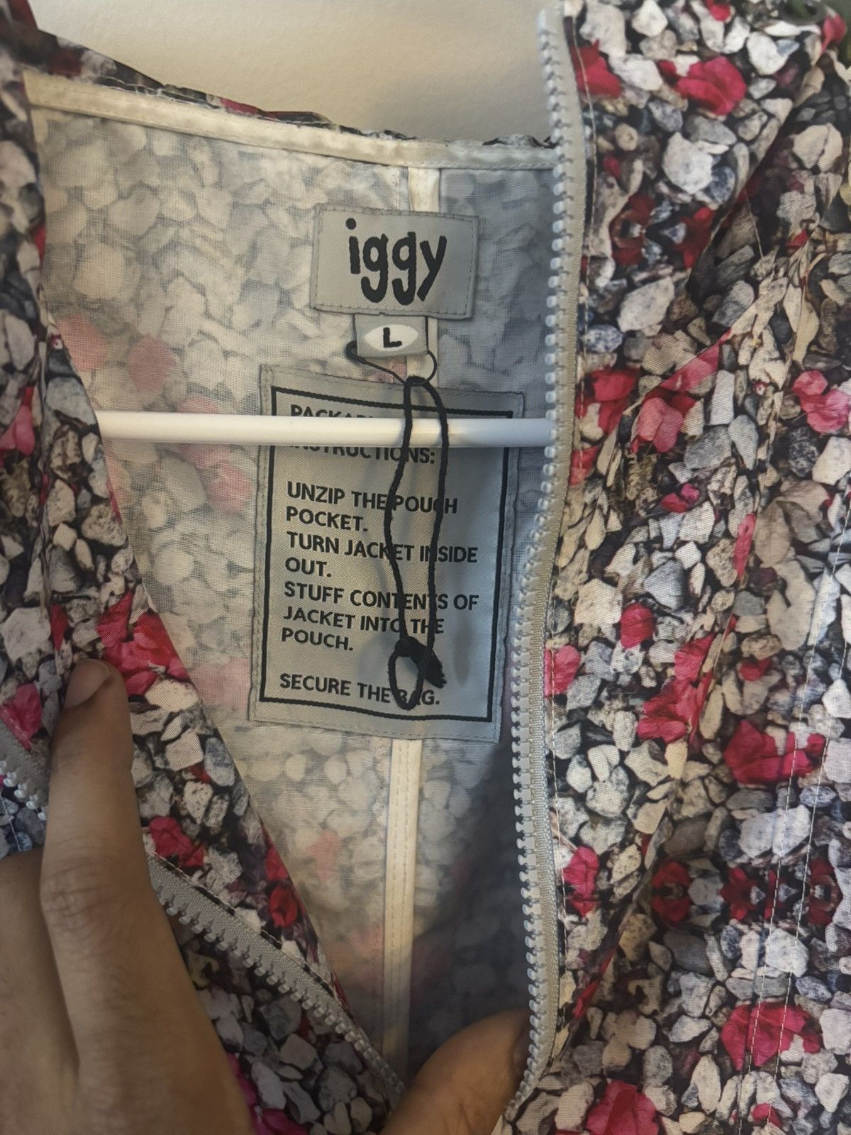 Iggy Iggy rose petal packable jacket Size US L / EU 52-54 / 3 - 4 Thumbnail