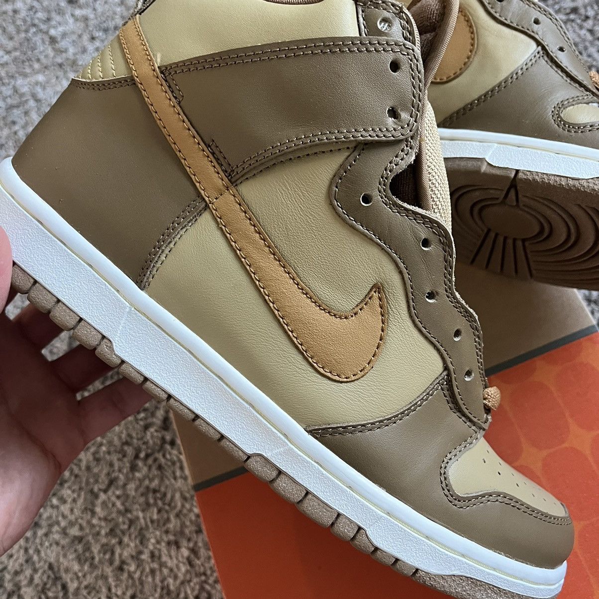 Nike 2003 Nike Dunk High Maple Taupe NEW Size 9 Size US 9 / EU 42 - 3 Thumbnail