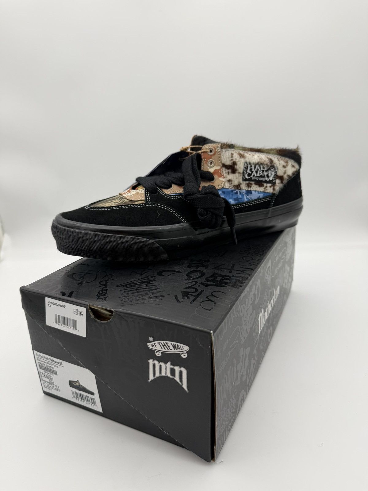 Vans Vans X Motherlan Half Cabs Size US 12 / EU 45 - 1 Thumbnail