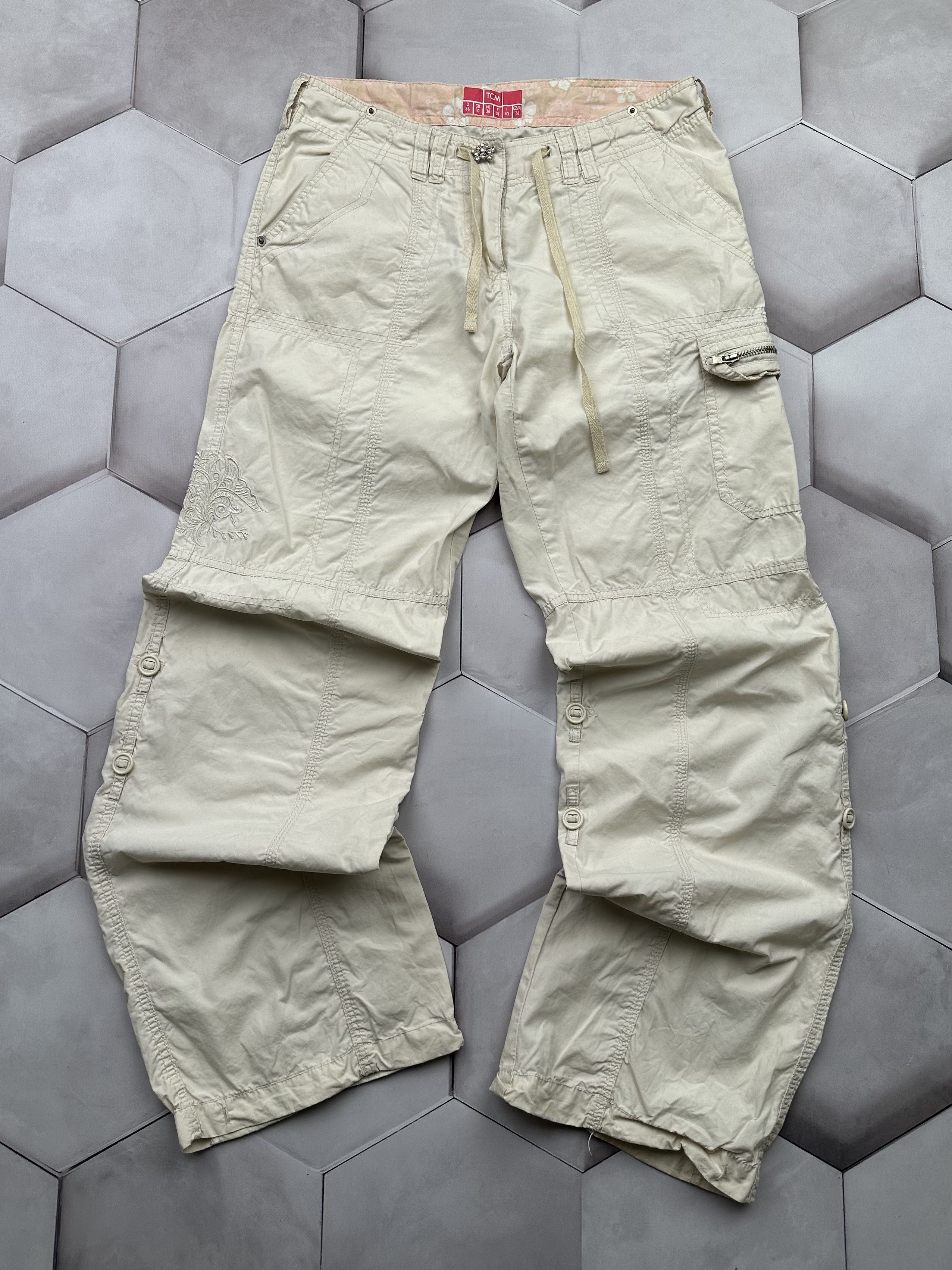image of Avant Garde Vintage Wide Cargo Pants in Beige, Women's (Size 27)