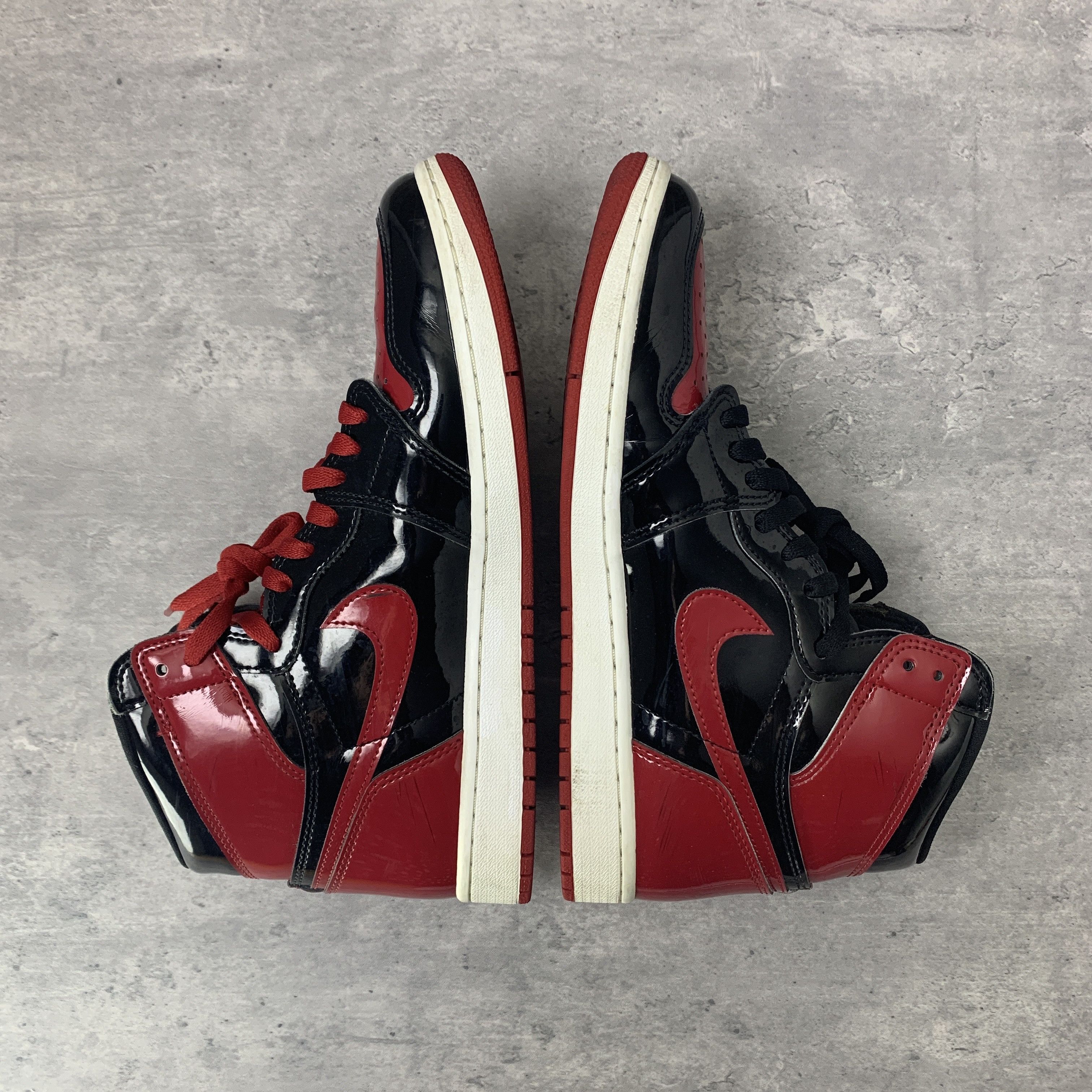 Nike Nike Jordan 1 Retro High OG Patent Bred 555088-063 Size US 10 / EU 43 - 2 Thumbnail