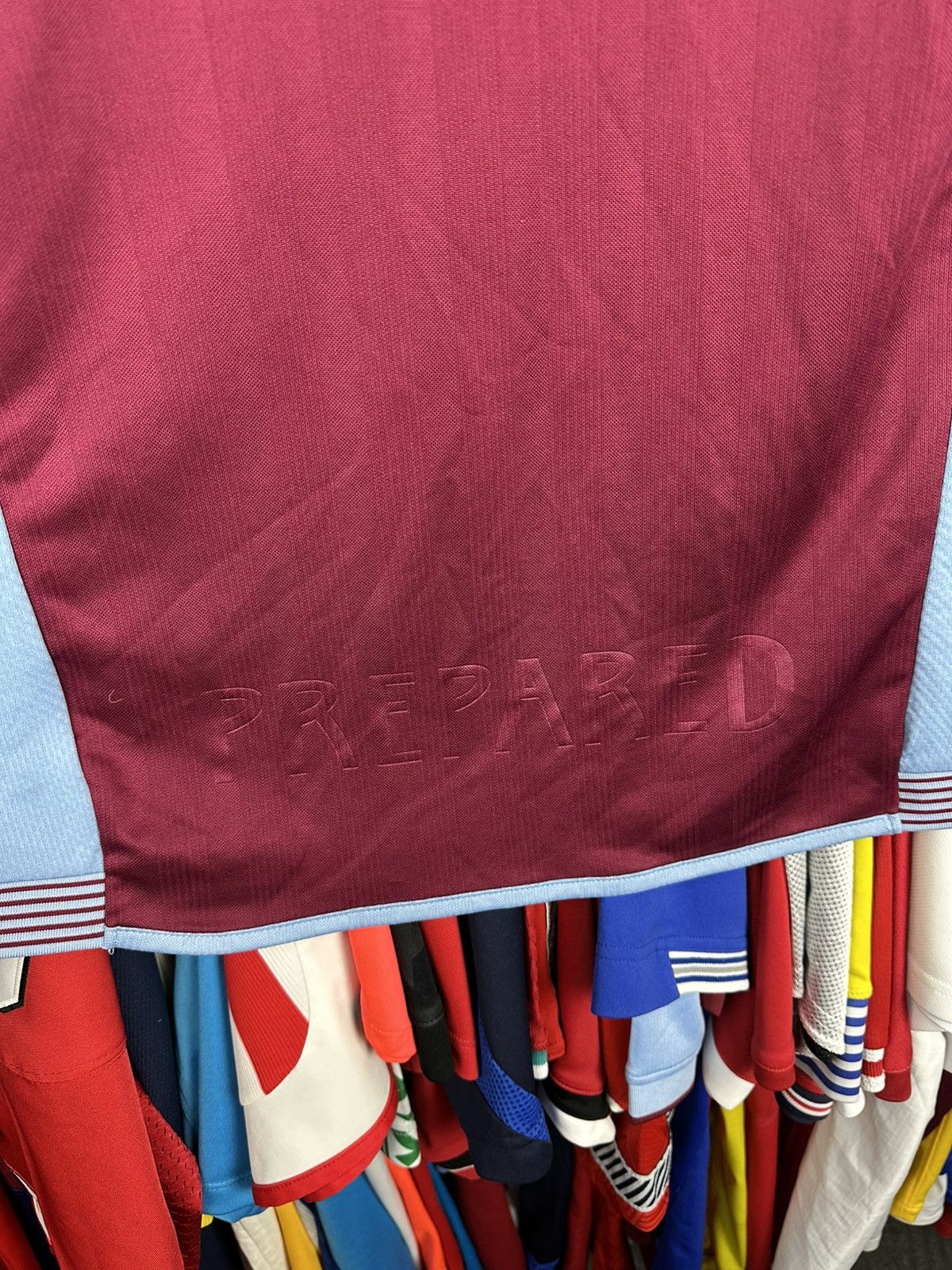 Macron MACRON ASTON VILLA 2013/14 HOME FOOTBAL SHIRT SOCCER JERSEY Size US XL / EU 56 / 4 - 11 Thumbnail