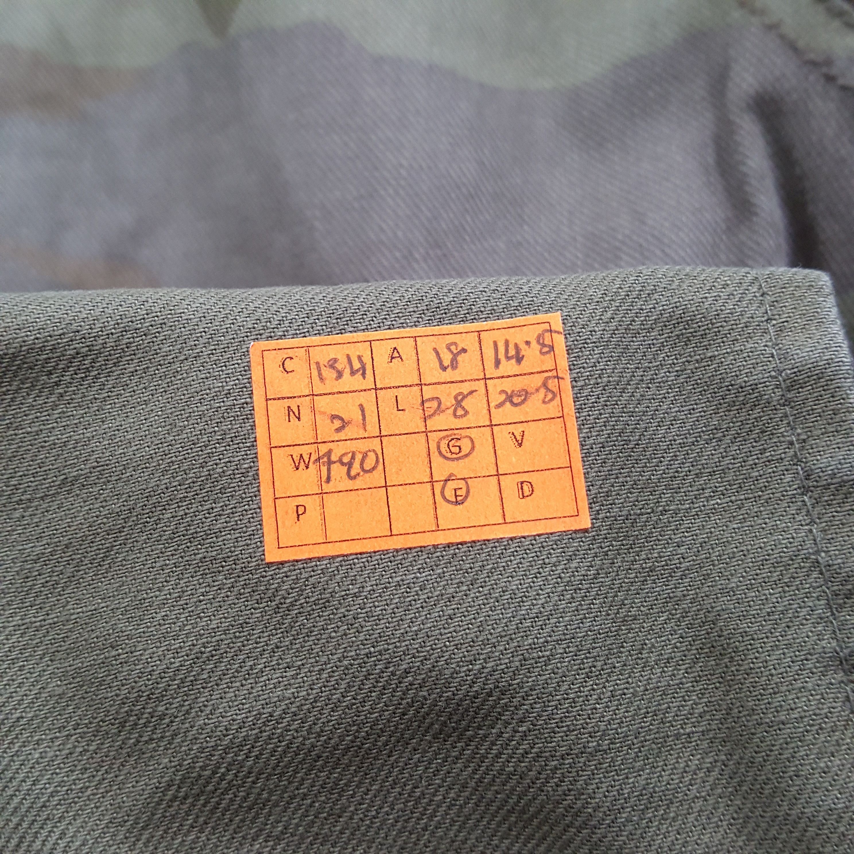 Levi's × Levi's Vintage Clothing × Vintage Vintage Levi's Winter Fleece Sleeve Camo Jacket Size US XS / EU 42 / 0 - 10 Thumbnail