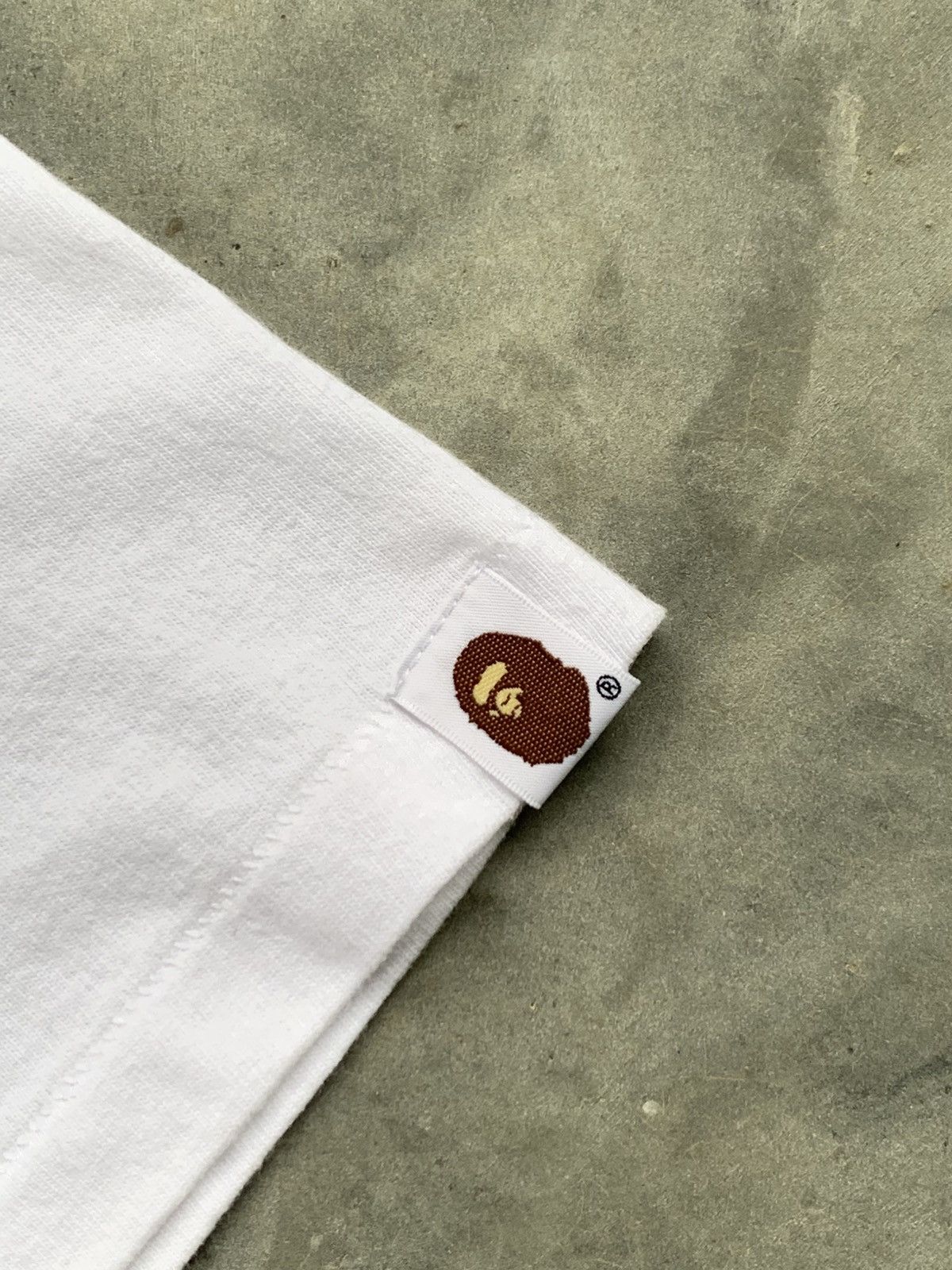 Bape Bape Bathing ape Space Camo Glow In The Dark Tshirt Size US M / EU 48-50 / 2 - 7 Thumbnail