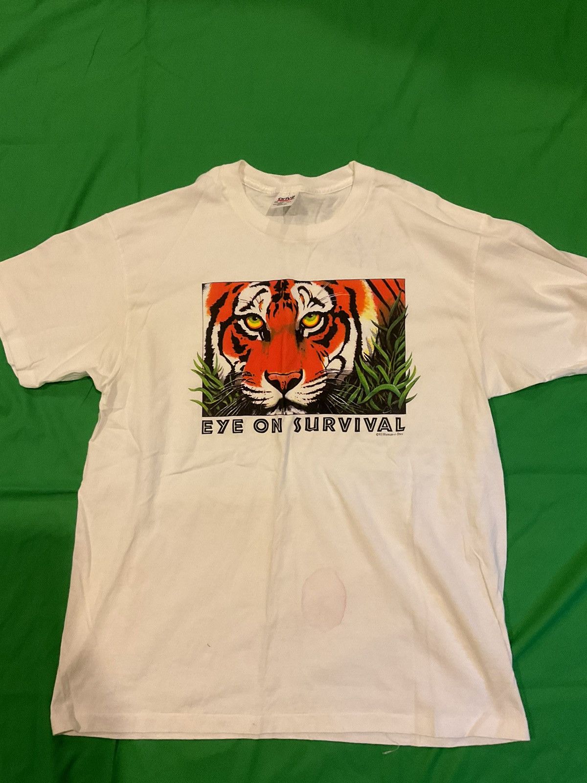 Vintage 1993 Eye on Survival white t-shirt Size US XL / EU 56 / 4 - 1 Thumbnail