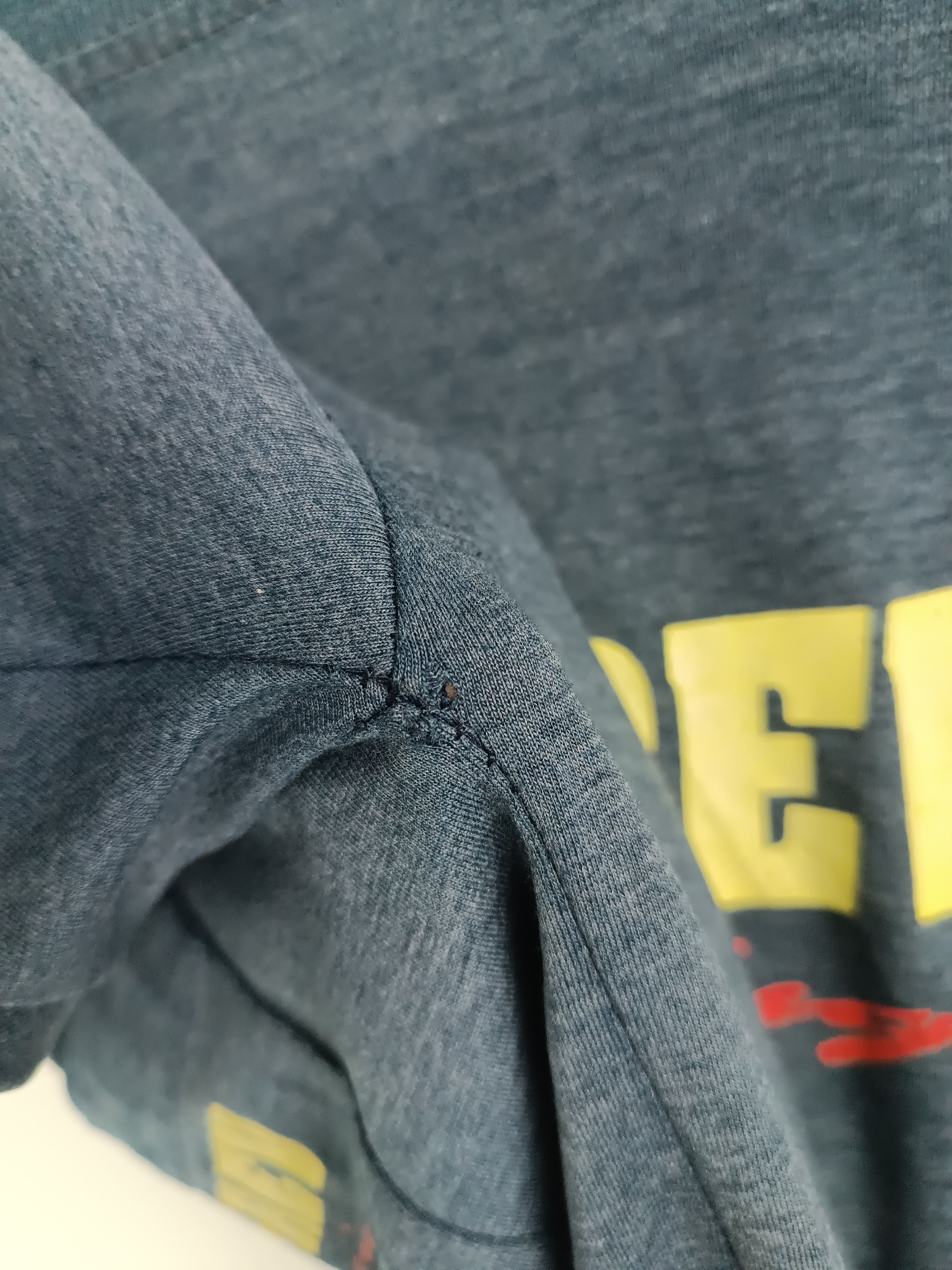 Honda THRASHED FADED VINTAGE 90'S HI-REV RACING MOTOGP JDM NASCAR Size US L / EU 52-54 / 3 - 18 Thumbnail