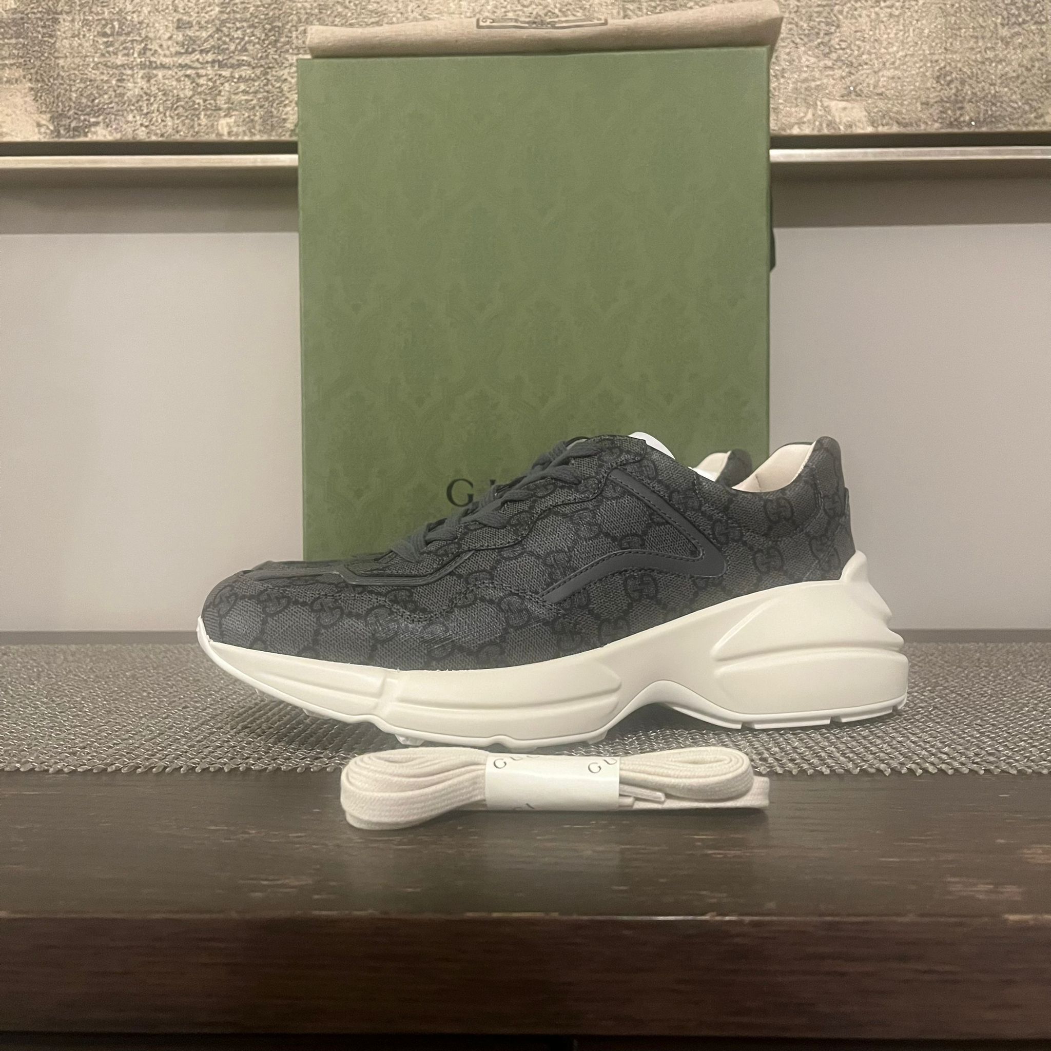 Gucci o1rshd1 Rython GG Monogram Sneaker in Grey/Black Size US 9 / EU 42 - 3 Thumbnail
