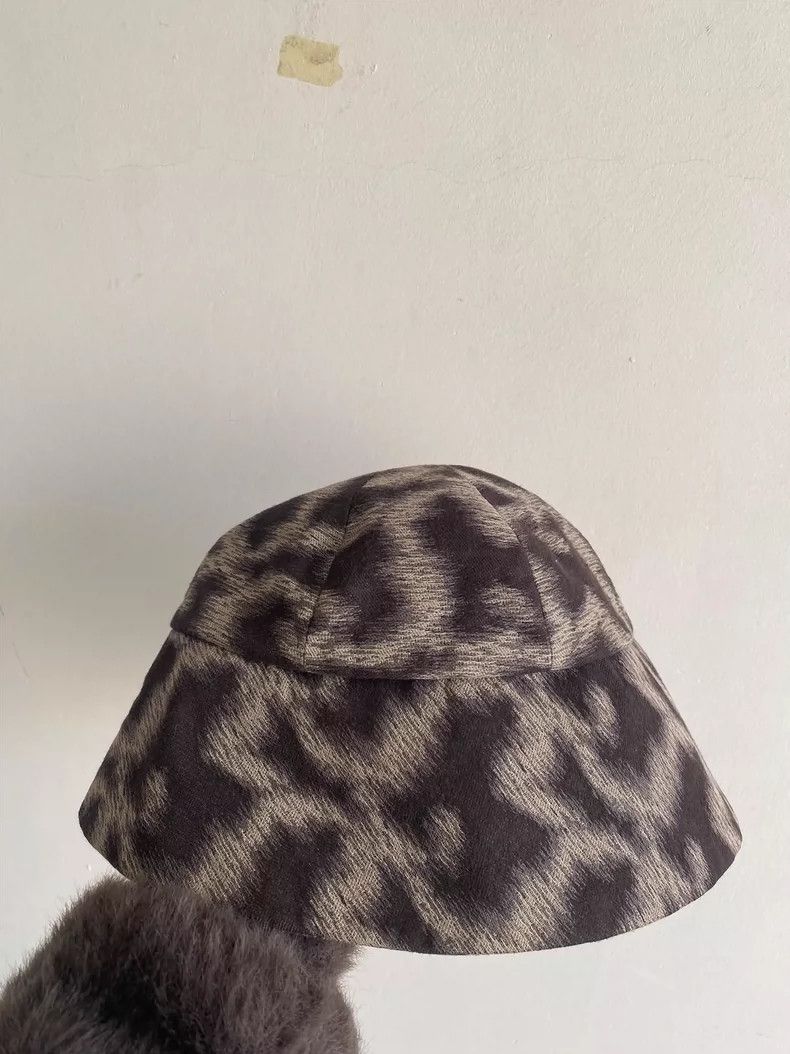 Vivienne Westwood Vivienne Westwood Middle-aged leopard print basin hat fish Size ONE SIZE - 3 Thumbnail