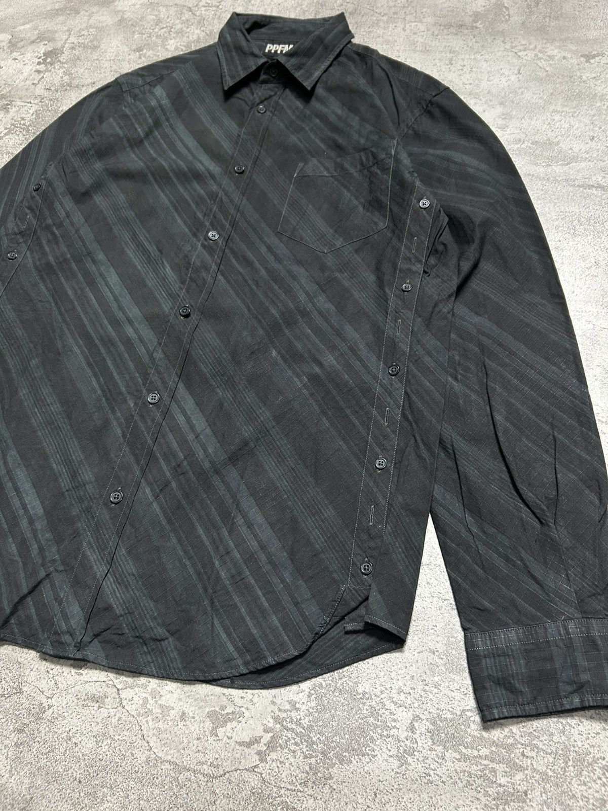 PPFM PPFM Button Up Shirt With Side Button Size L Black Size US L / EU 52-54 / 3 - 4 Thumbnail