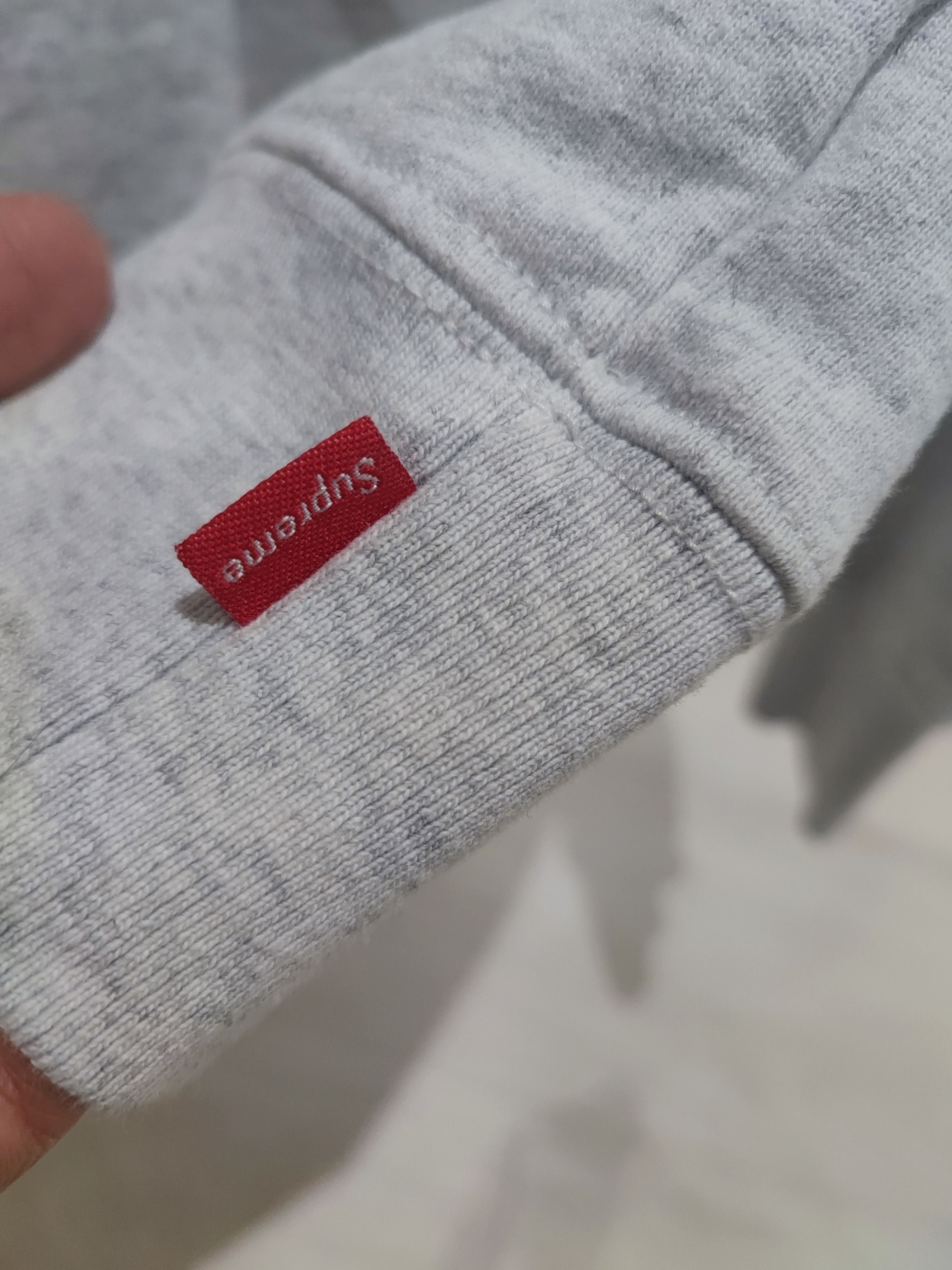 Supreme supreme Chain sweatshirt - size M Size US M / EU 48-50 / 2 - 5 Thumbnail
