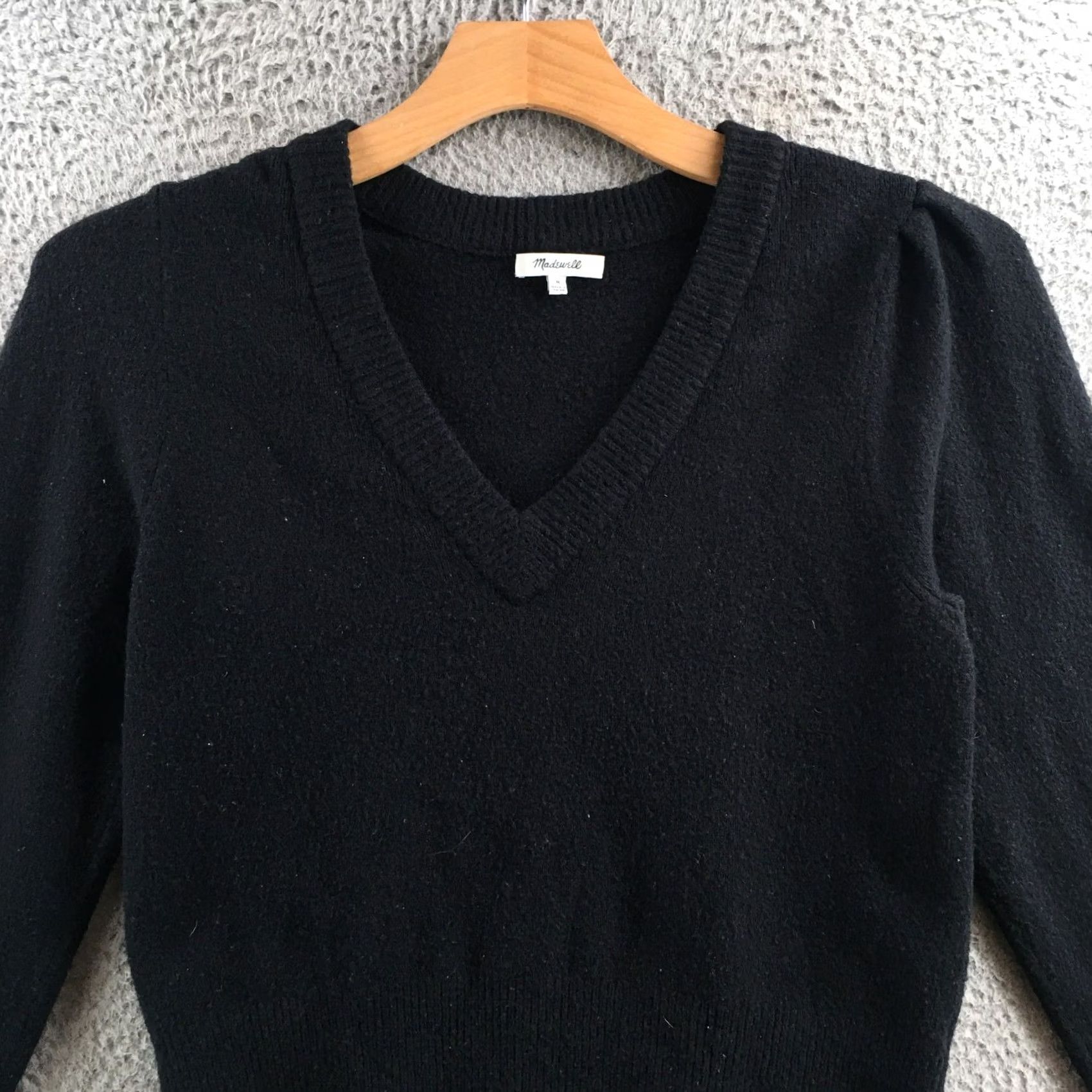Madewell Madewell Sweater Shirt Womens M Black V-Neck Crop Puff Shoulder Long Sleeve Pullover Size M / US 6-8 / IT 42-44 - 2 Thumbnail