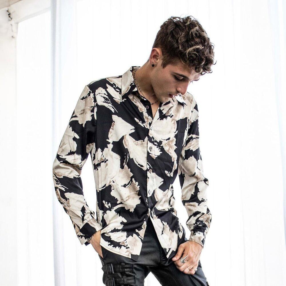 Designer AKINGS Floral Satin Shirt (Size XS) Size US XS / EU 42 / 0 - 2 Thumbnail