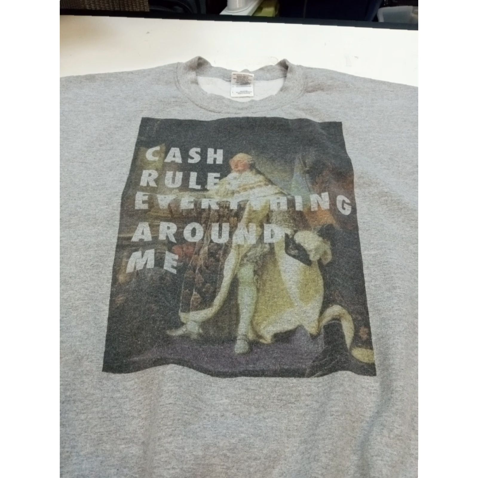 Gildan Gildan Sweatshirt Pullover Cream Gray L Men 48" Chest Cash Rule Everything Around Me Size US L / EU 52-54 / 3 - 2 Thumbnail