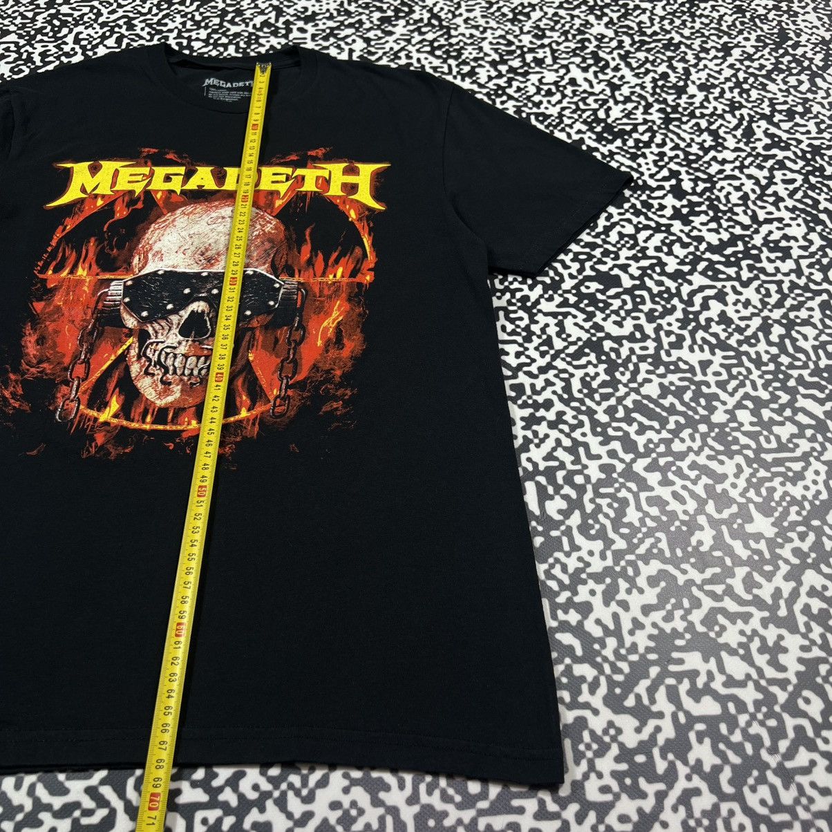 Megadeth Vintage Y2K Megadeth Band Rock Tour Metal Style T-shirt Size US M / EU 48-50 / 2 - 13 Thumbnail