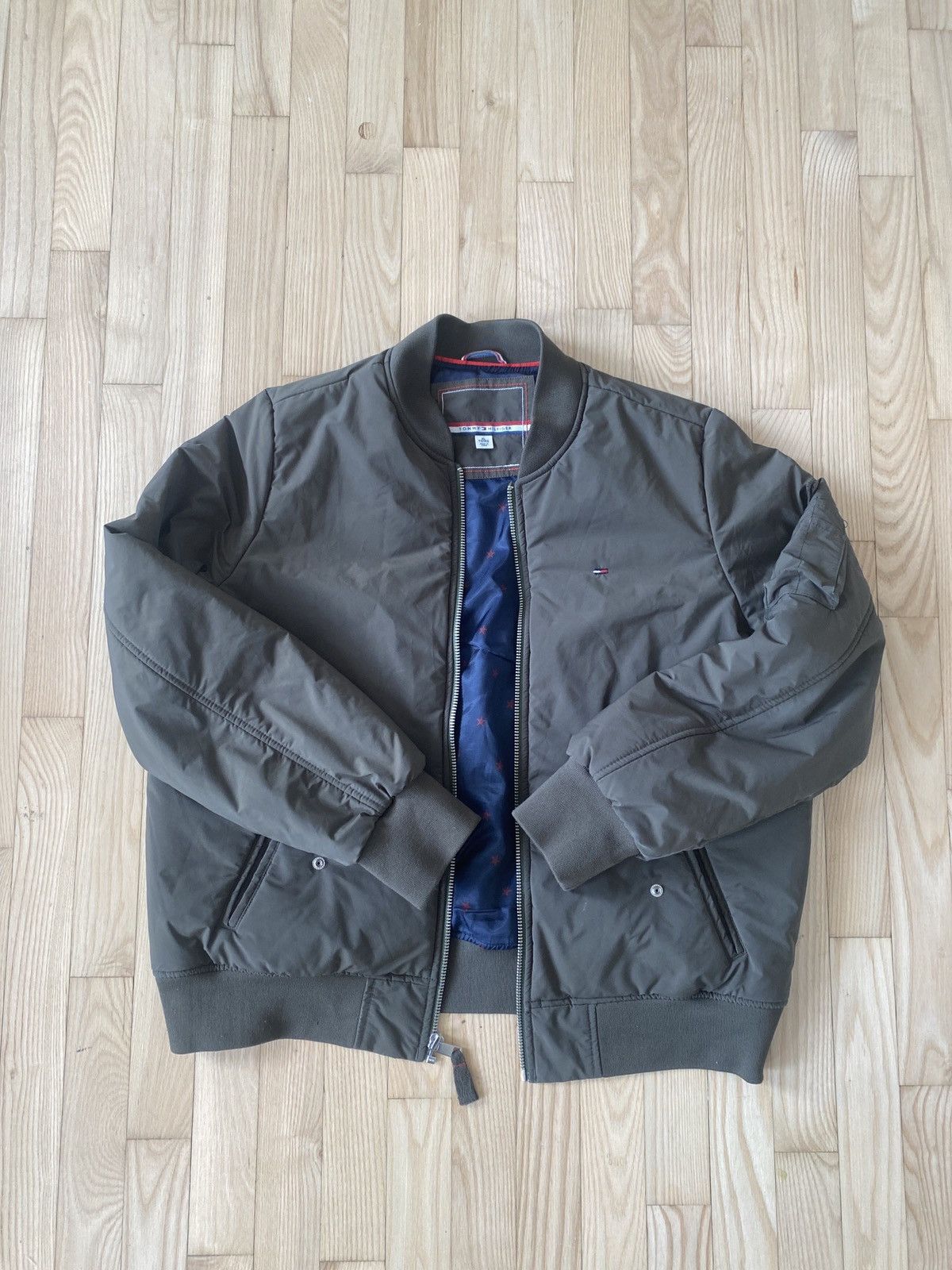 Other Tommy Hilfiger Green vest Size US L / EU 52-54 / 3 - 1 Thumbnail