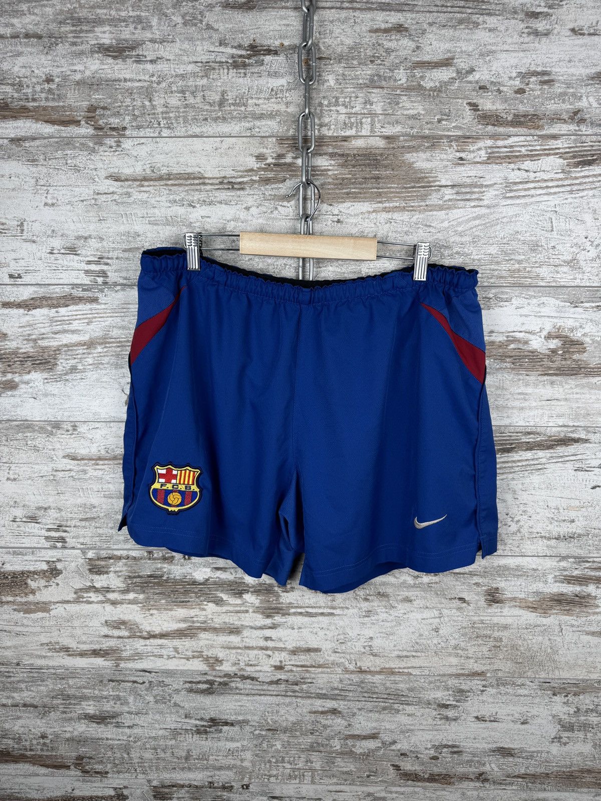 Nike Mens Vintage Nike FC Barcelona soccer shorts training Size US 34 / EU 50 - 1 Thumbnail
